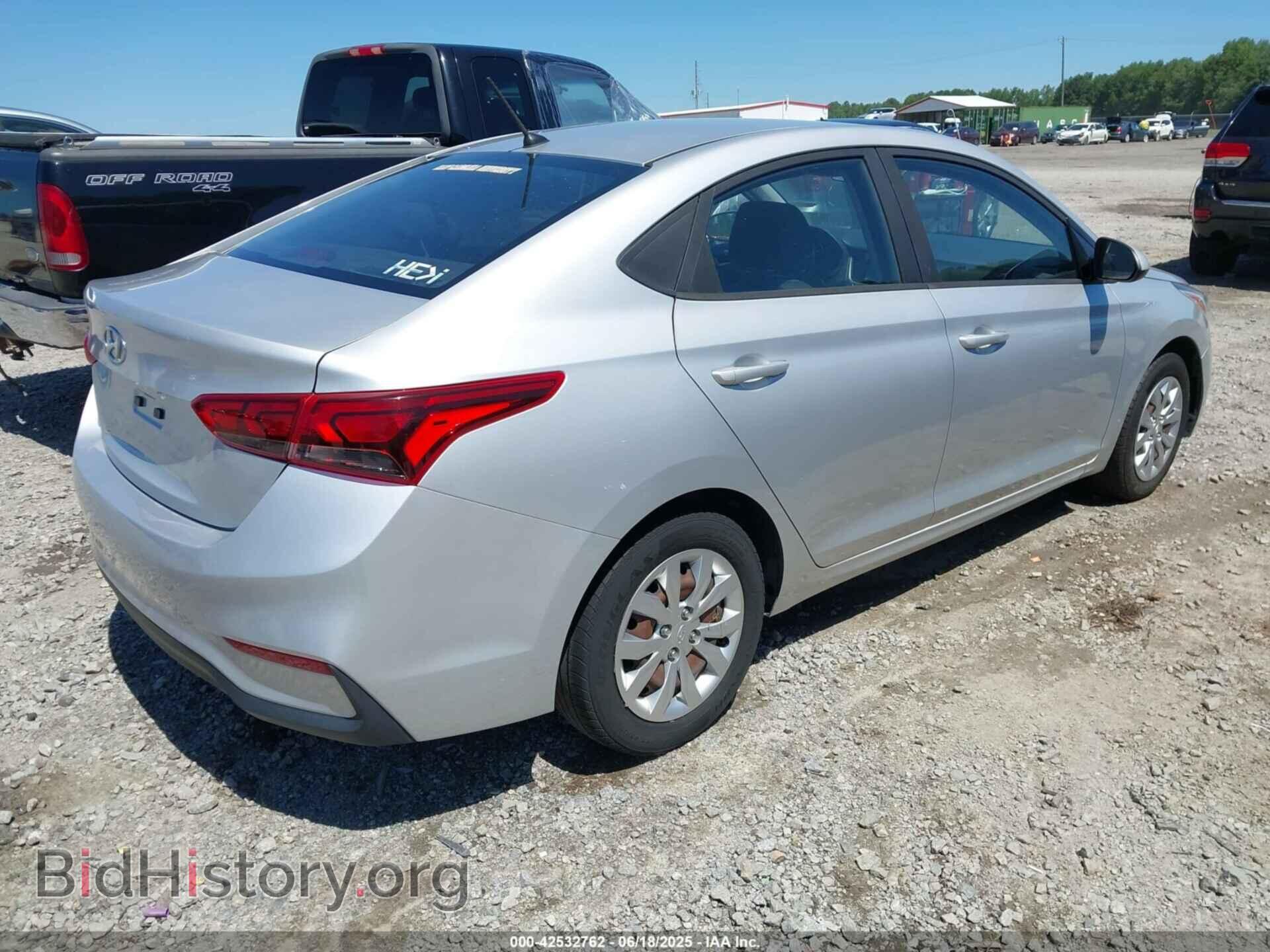 2019 HYUNDAI ACCENT - VIN: 3KPC24A37KE050704 - Фото 4