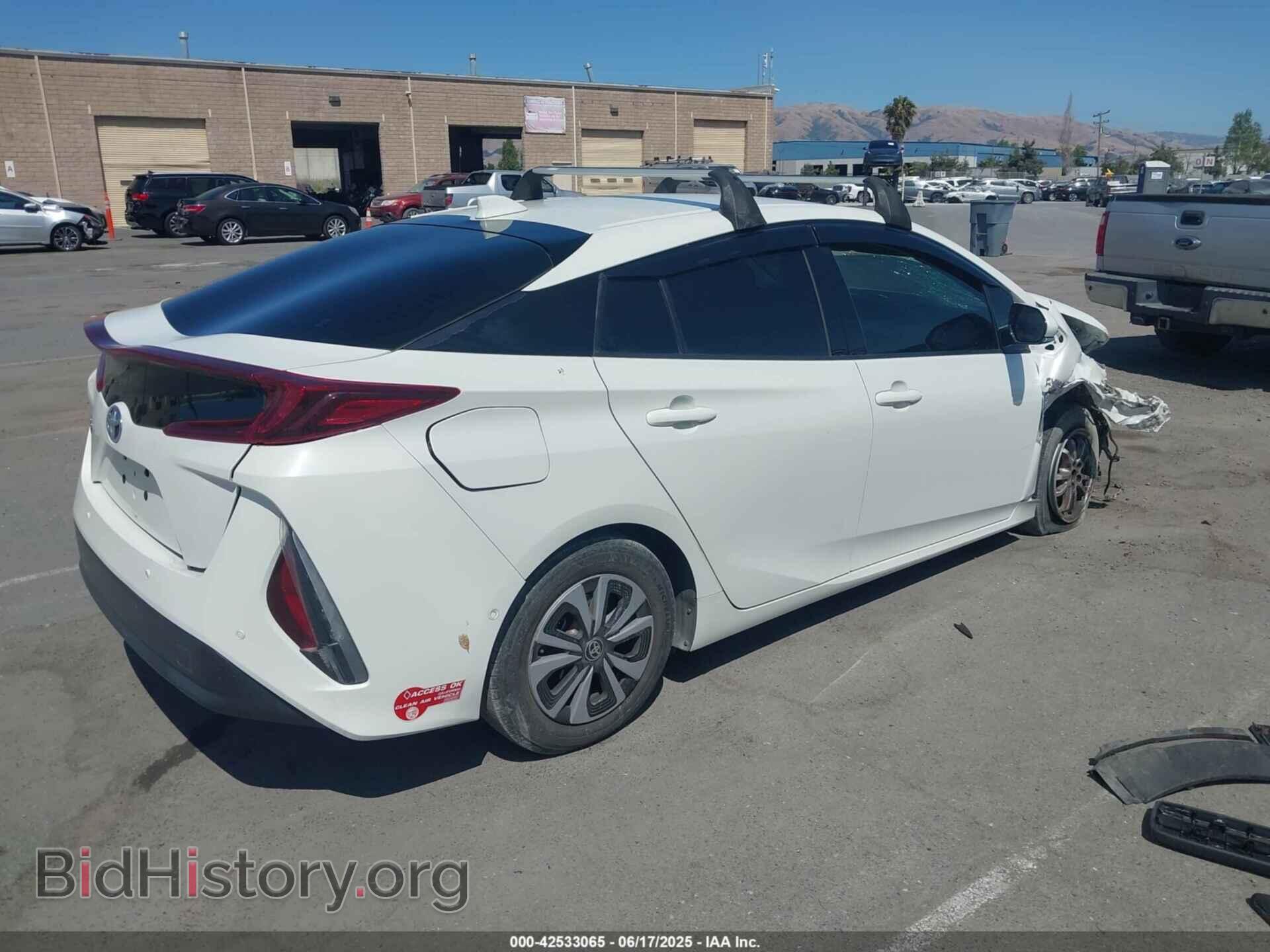 2017 TOYOTA PRIUS PRIME - VIN: JTDKARFP7H3050290 - Фото 4