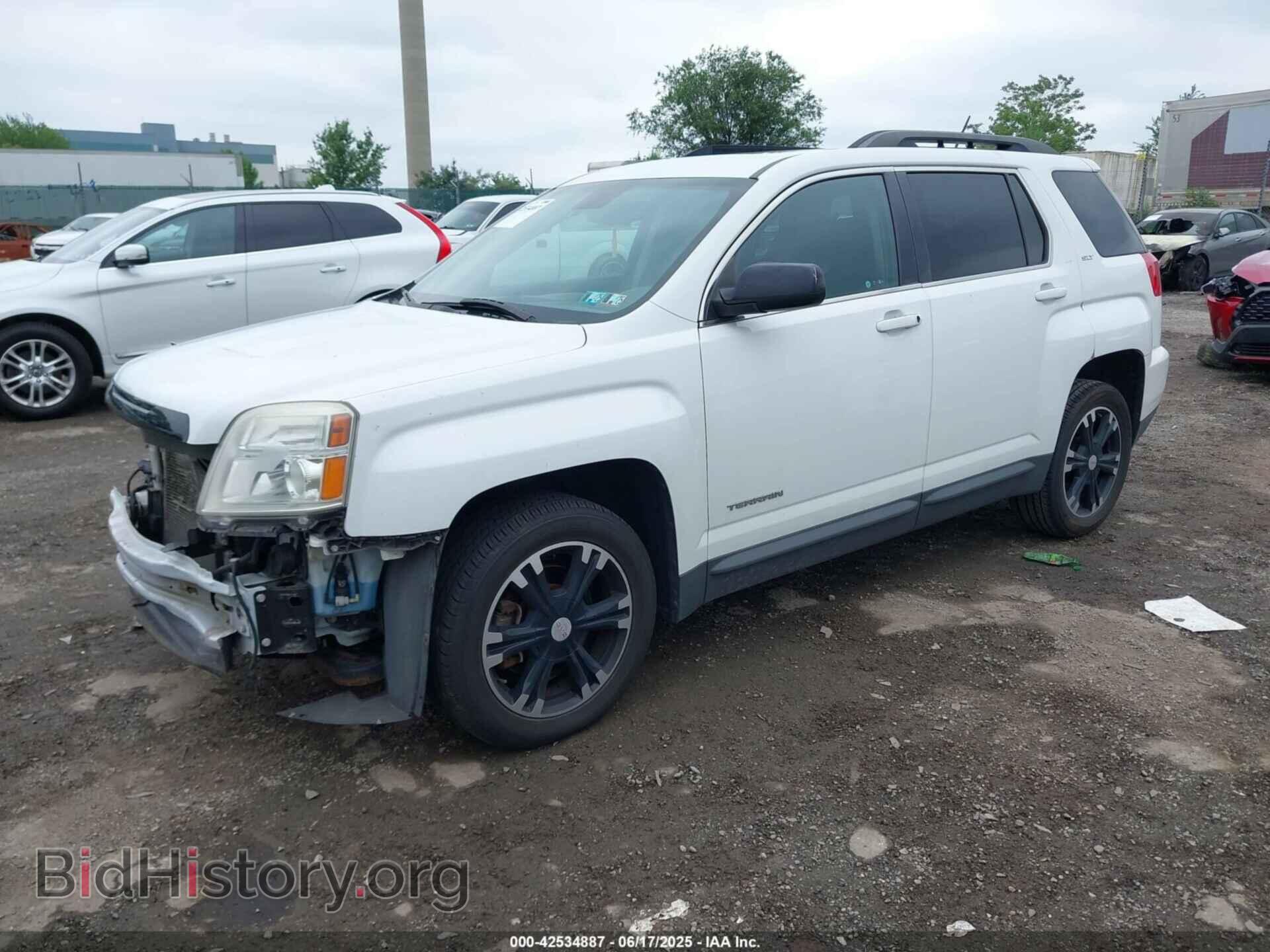 2017 GMC TERRAIN - VIN: 2GKFLUEK2H6101986 - Фото 2