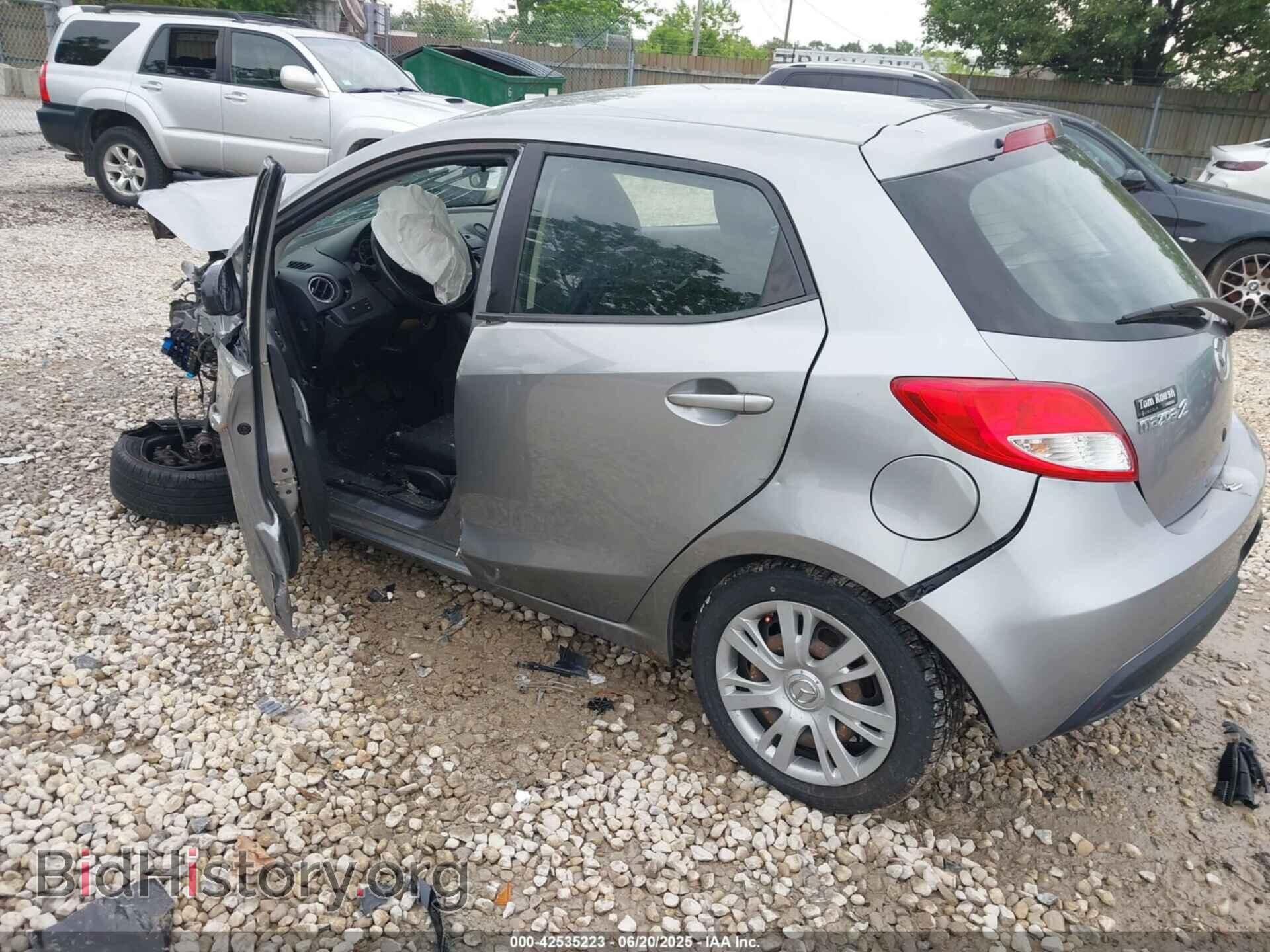 2014 MAZDA MAZDA2 - VIN: JM1DE1KY7E0188258 - Фото 3