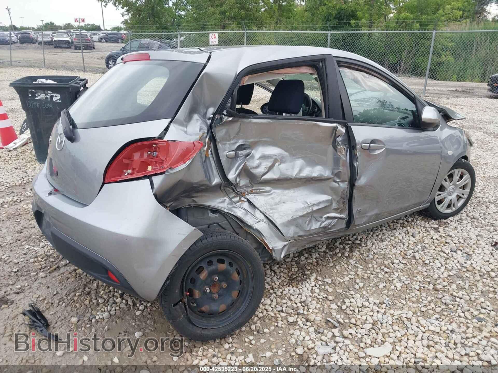 2014 MAZDA MAZDA2 - VIN: JM1DE1KY7E0188258 - Фото 4