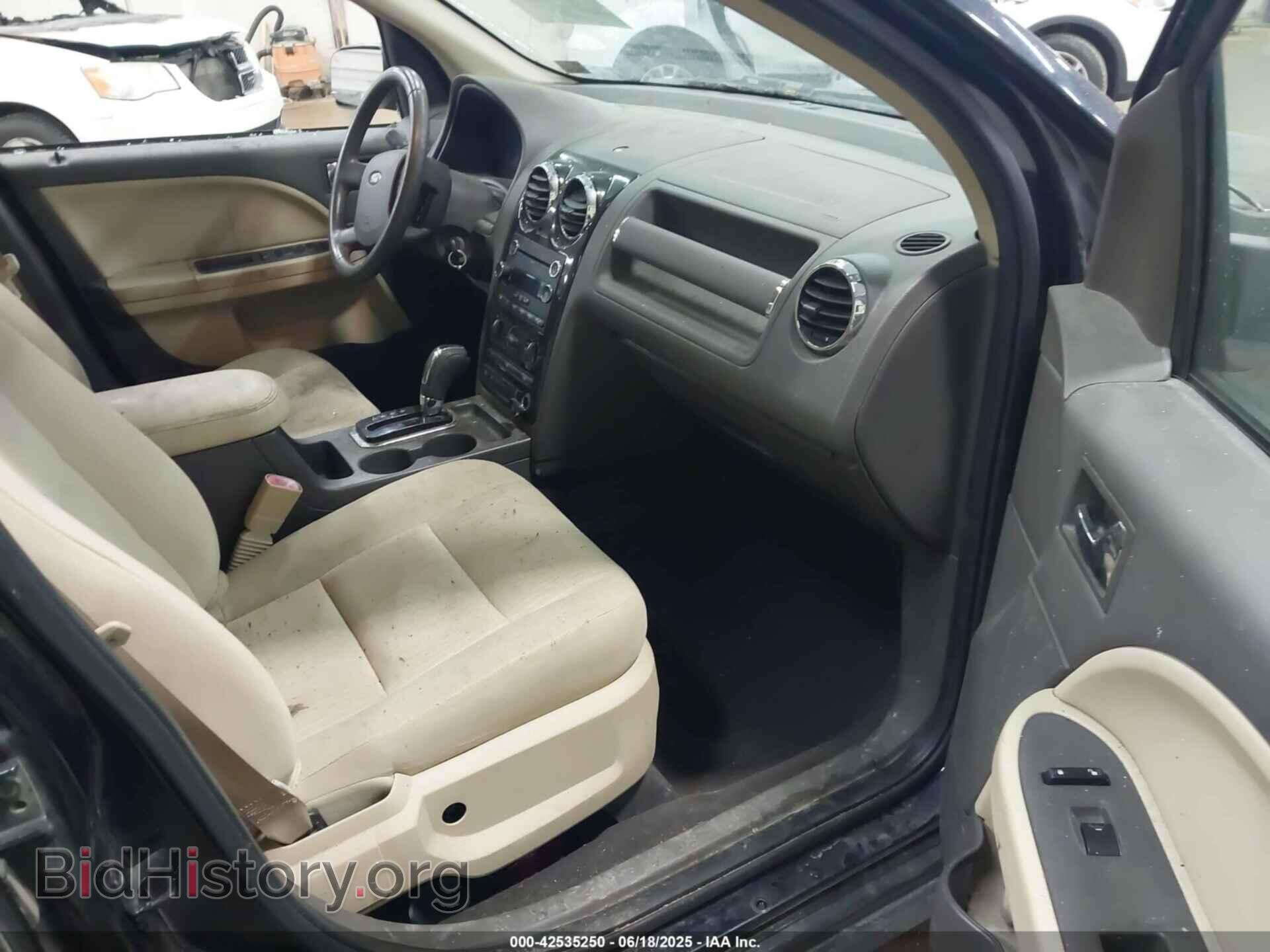 2008 FORD TAURUS X - VIN: 1FMDK02W58GA42370 - Фото 5