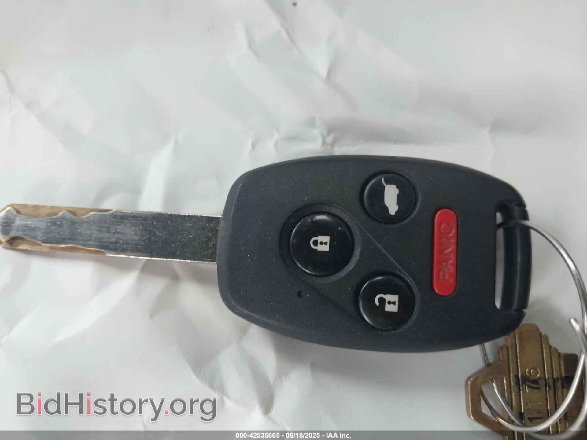 2011 HONDA PILOT - VIN: 5FNYF4H74BB083205 - Фото 11