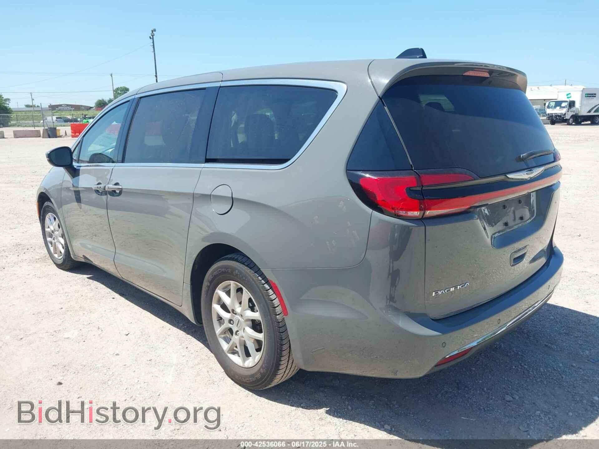 2023 CHRYSLER PACIFICA - VIN: 2C4RC1BG3PR597465 - Photo 3