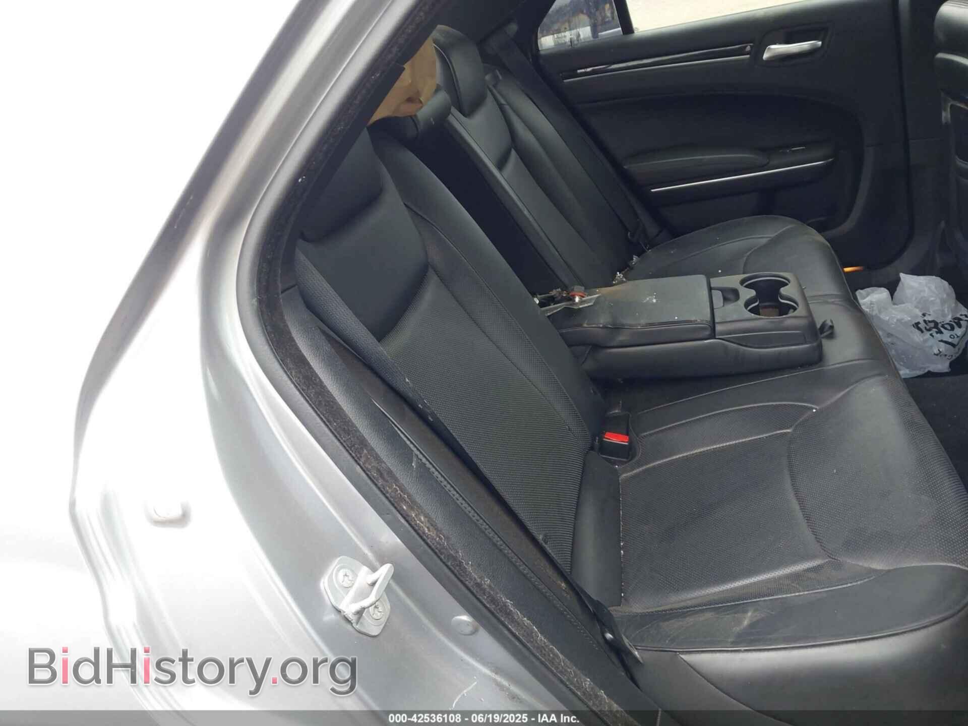 2014 CHRYSLER 300C - VIN: 2C3CCAET7EH346860 - Фото 8