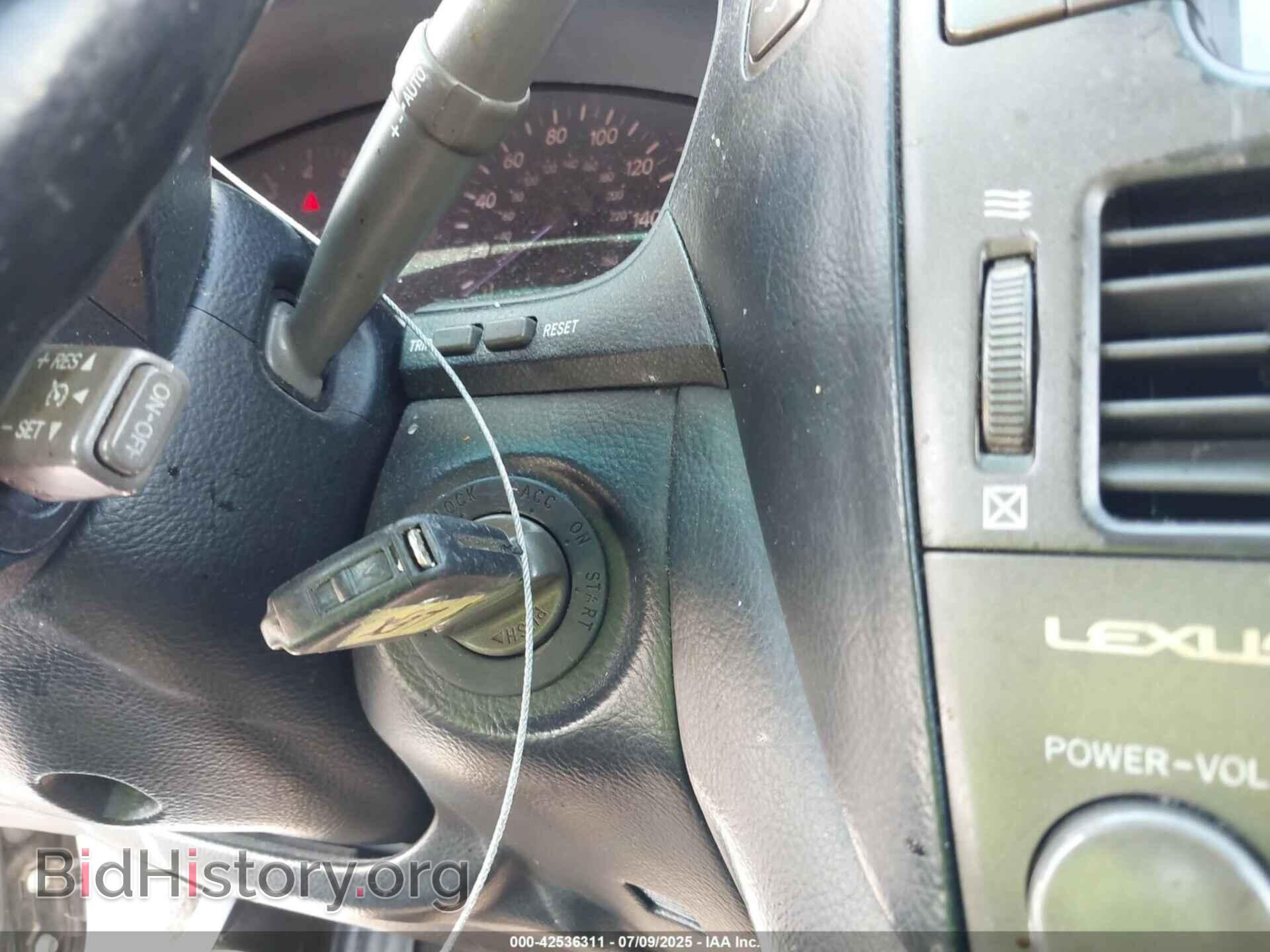 2005 LEXUS LS 430 - VIN: JTHBN36F755015675 - Photo 11