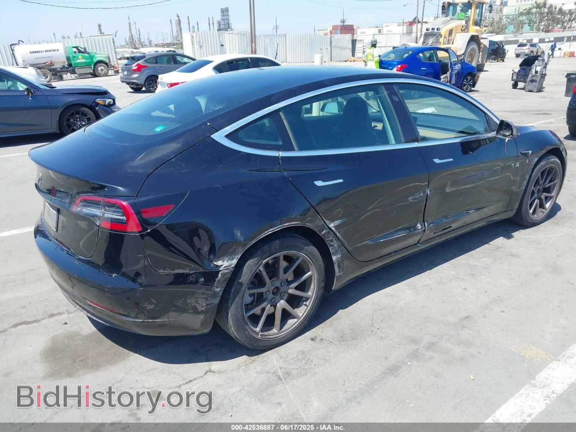 2019 TESLA MODEL 3 - VIN: 5YJ3E1EA7KF306638 - Фото 4