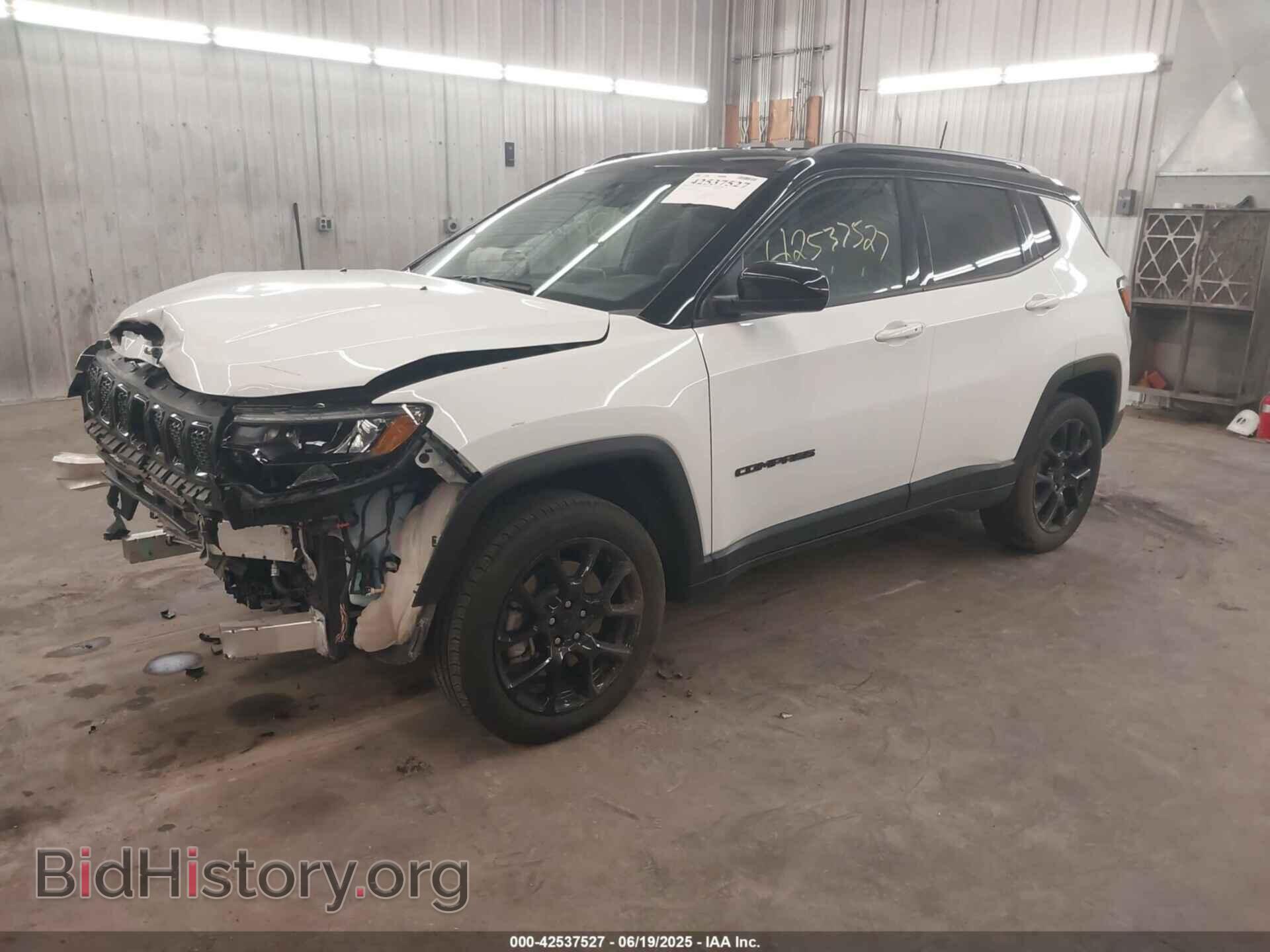 2023 JEEP COMPASS - VIN: 3C4NJDBN8PT549803 - Фото 2