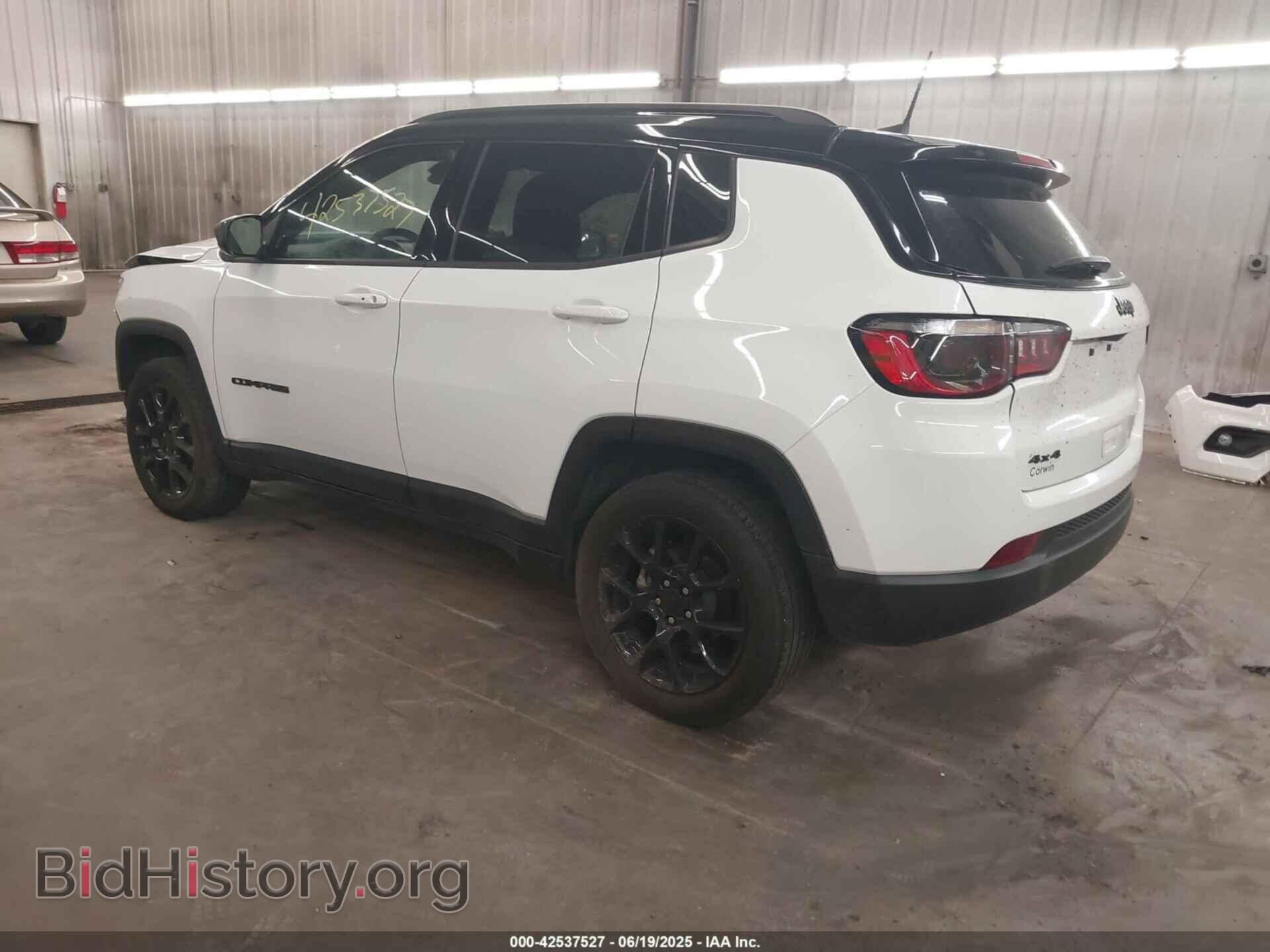 2023 JEEP COMPASS - VIN: 3C4NJDBN8PT549803 - Фото 3