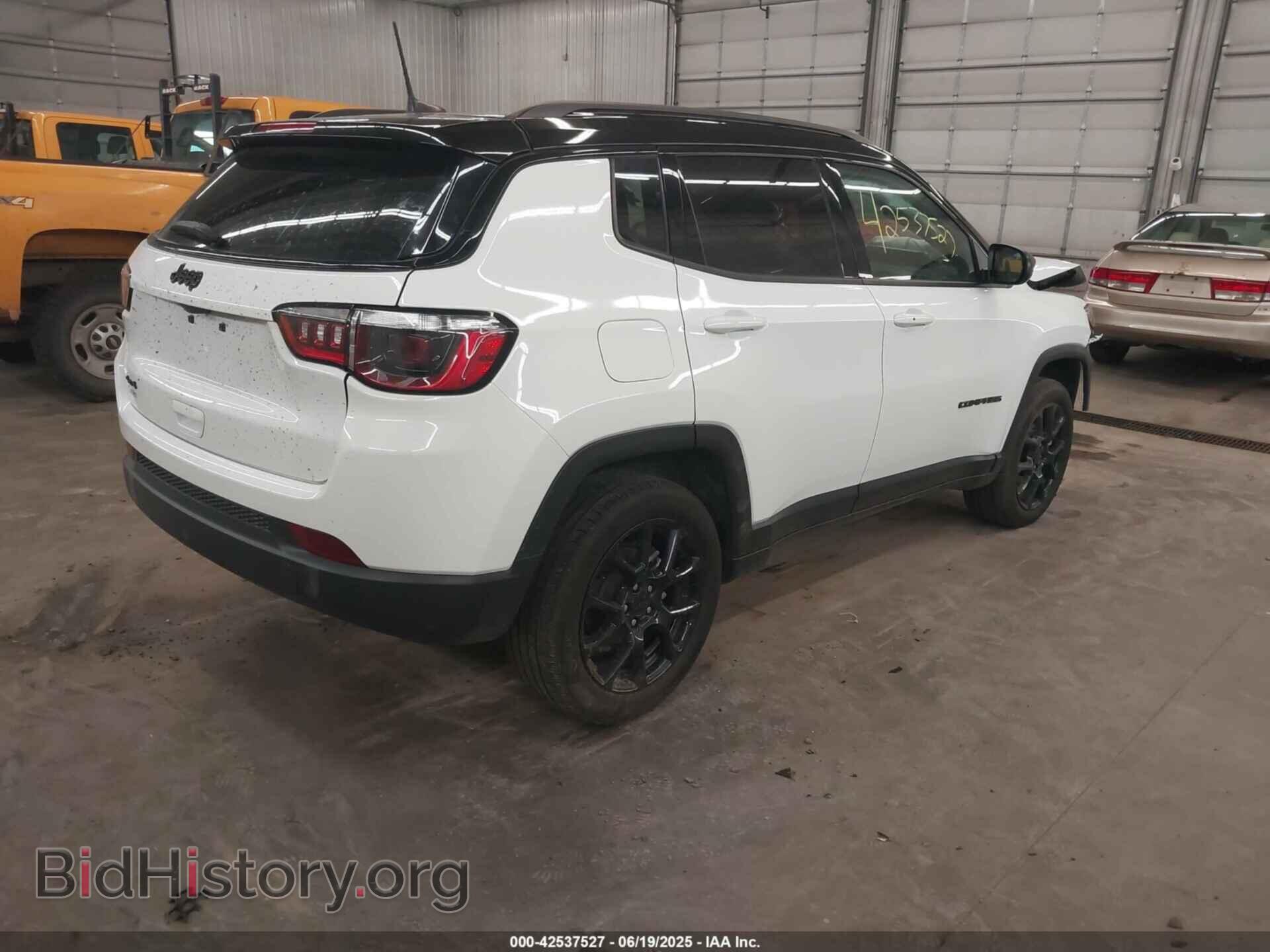 2023 JEEP COMPASS - VIN: 3C4NJDBN8PT549803 - Фото 4