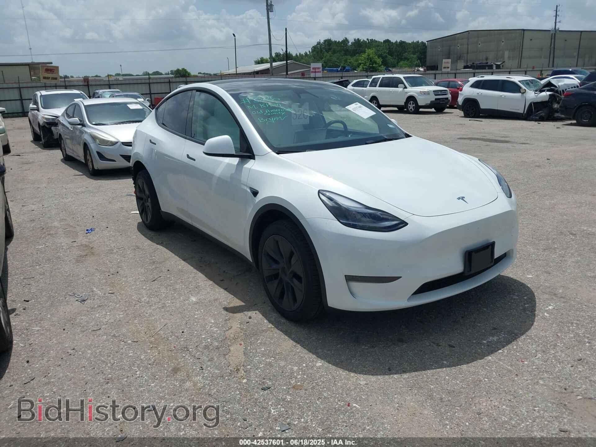 Фотография 7SAYGDED5SA352609 - TESLA MODEL Y 2025