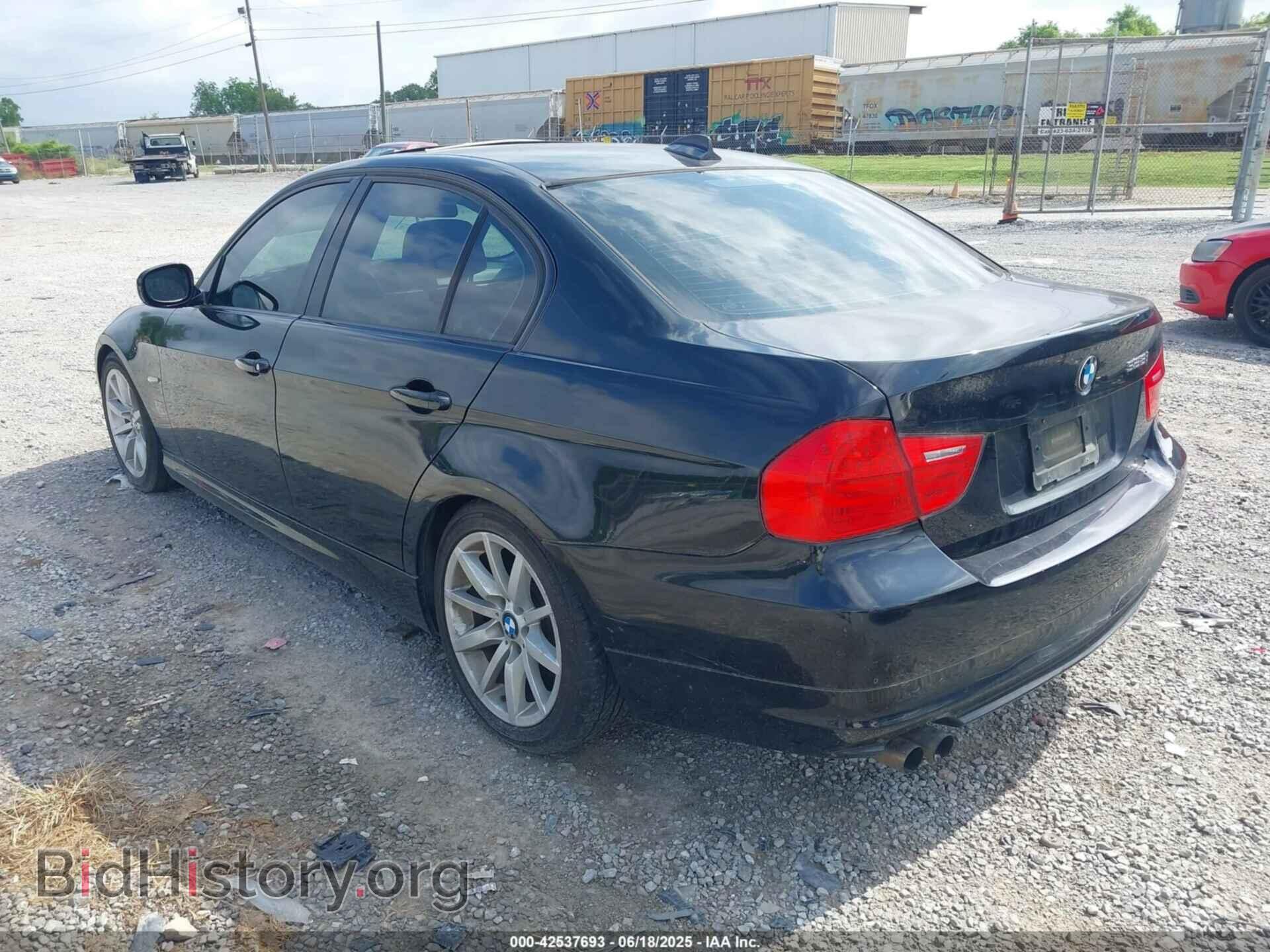 2011 BMW 328I - VIN: WBAPH5C51BA445885 - Фото 3