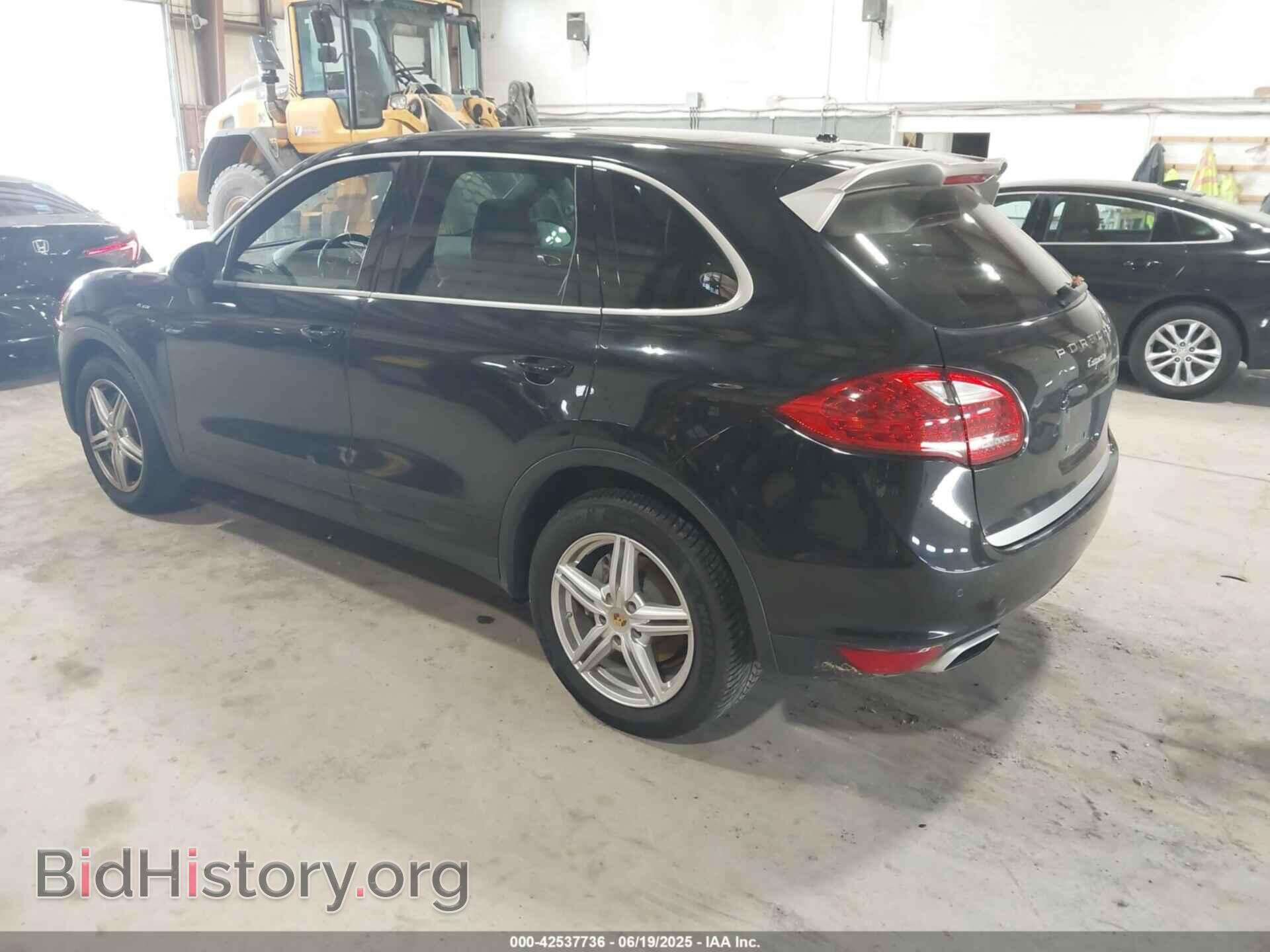 2014 PORSCHE CAYENNE - VIN: WP1AF2A25ELA45518 - Фото 3