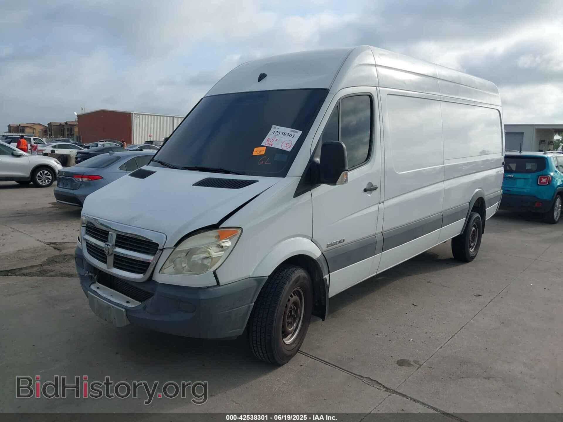 2008 DODGE SPRINTER - VIN: WD0PE845585296837 - Photo 2