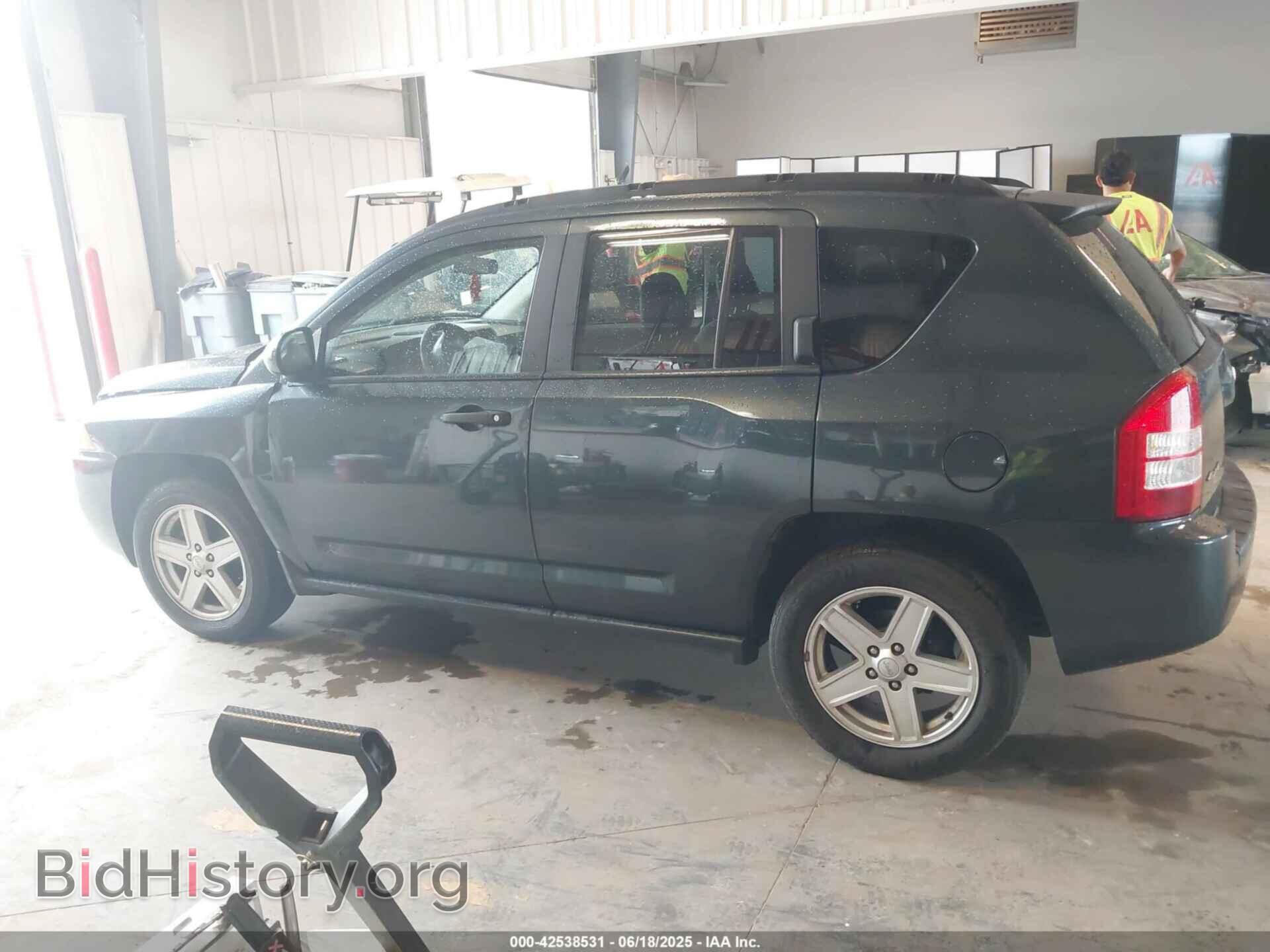 2007 JEEP COMPASS - VIN: 1J8FF47W37D260916 - Photo 14