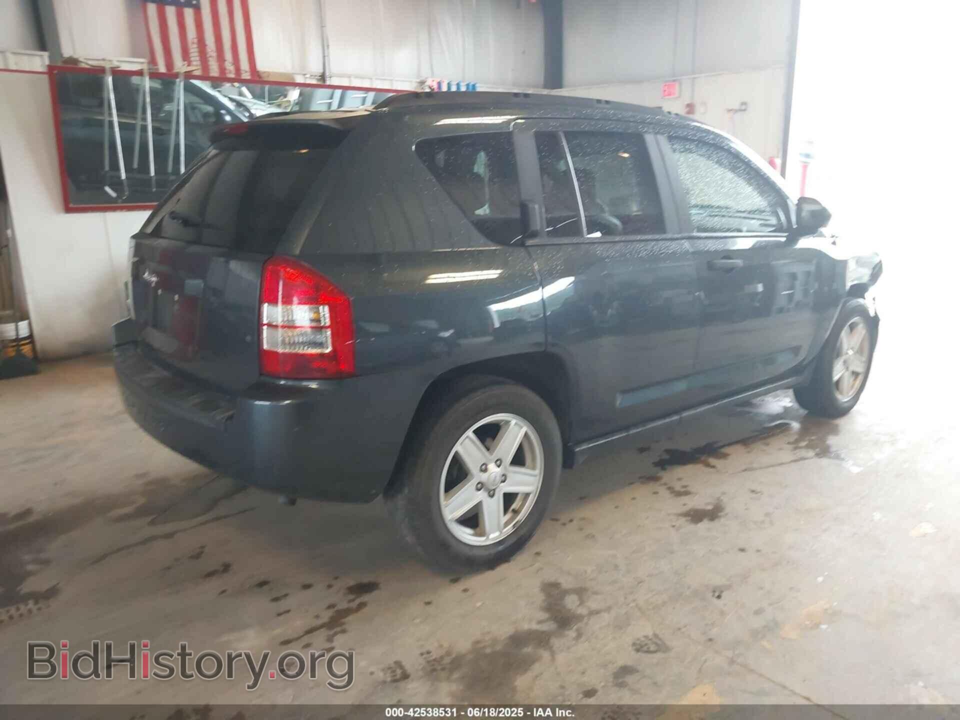 2007 JEEP COMPASS - VIN: 1J8FF47W37D260916 - Photo 4