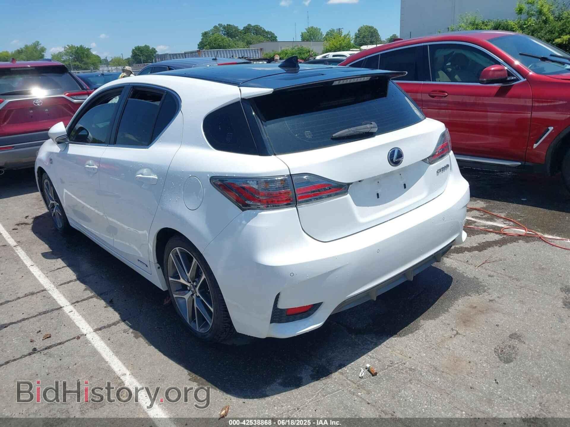 2014 LEXUS CT 200H - VIN: JTHKD5BH4E2194507 - Photo 3