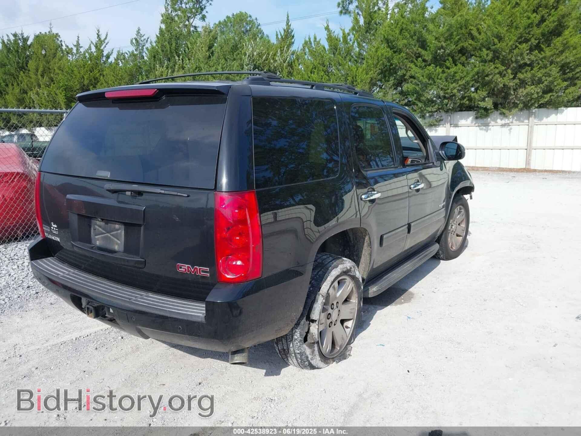 2011 GMC YUKON - VIN: 1GKS1CE00BR178946 - Фото 4