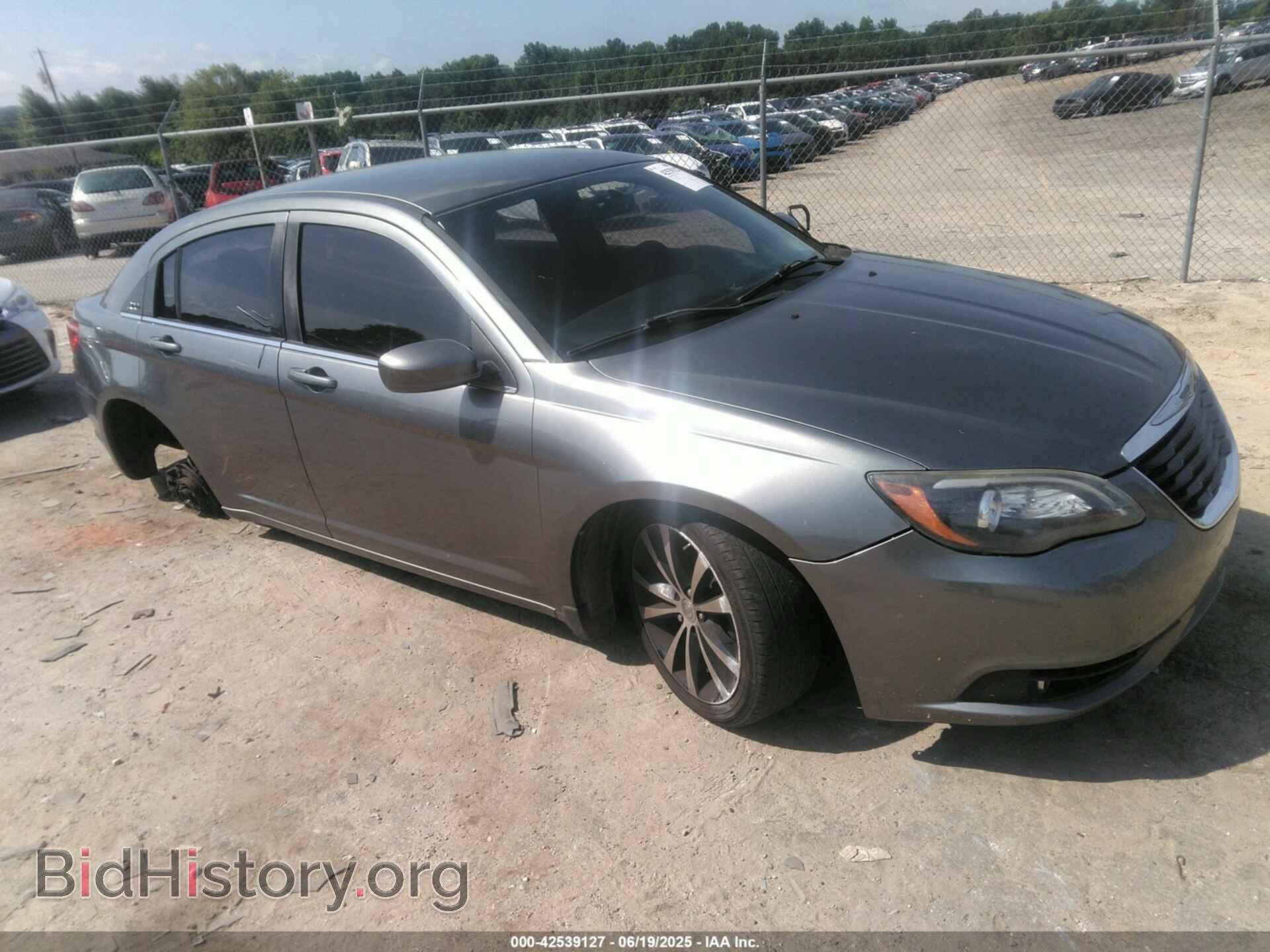 Photo 1C3CCBBBXDN687192 - CHRYSLER 200 2013