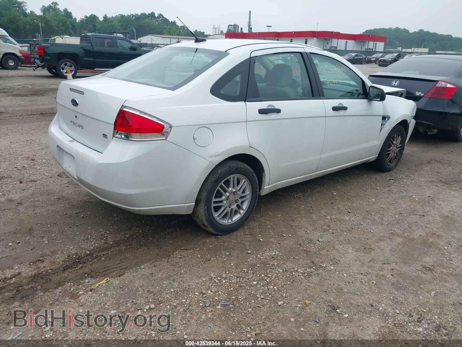 2008 FORD FOCUS - VIN: 1FAHP35N38W123097 - Фото 4
