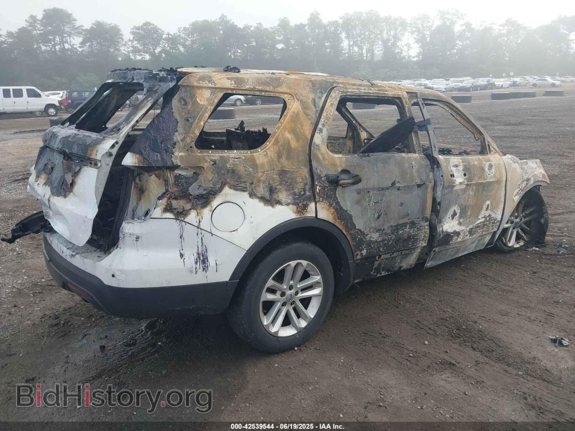 2017 FORD EXPLORER - VIN: 1FM5K8ARXHGB00648 - Фото 4