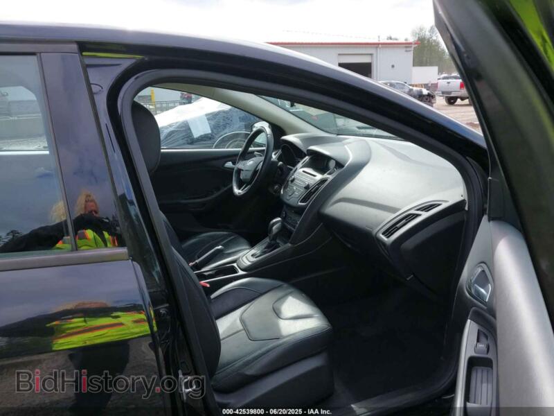 2015 Ford FOCUS (VIN 1FADP3K21FL342020) — фото 5 из 19