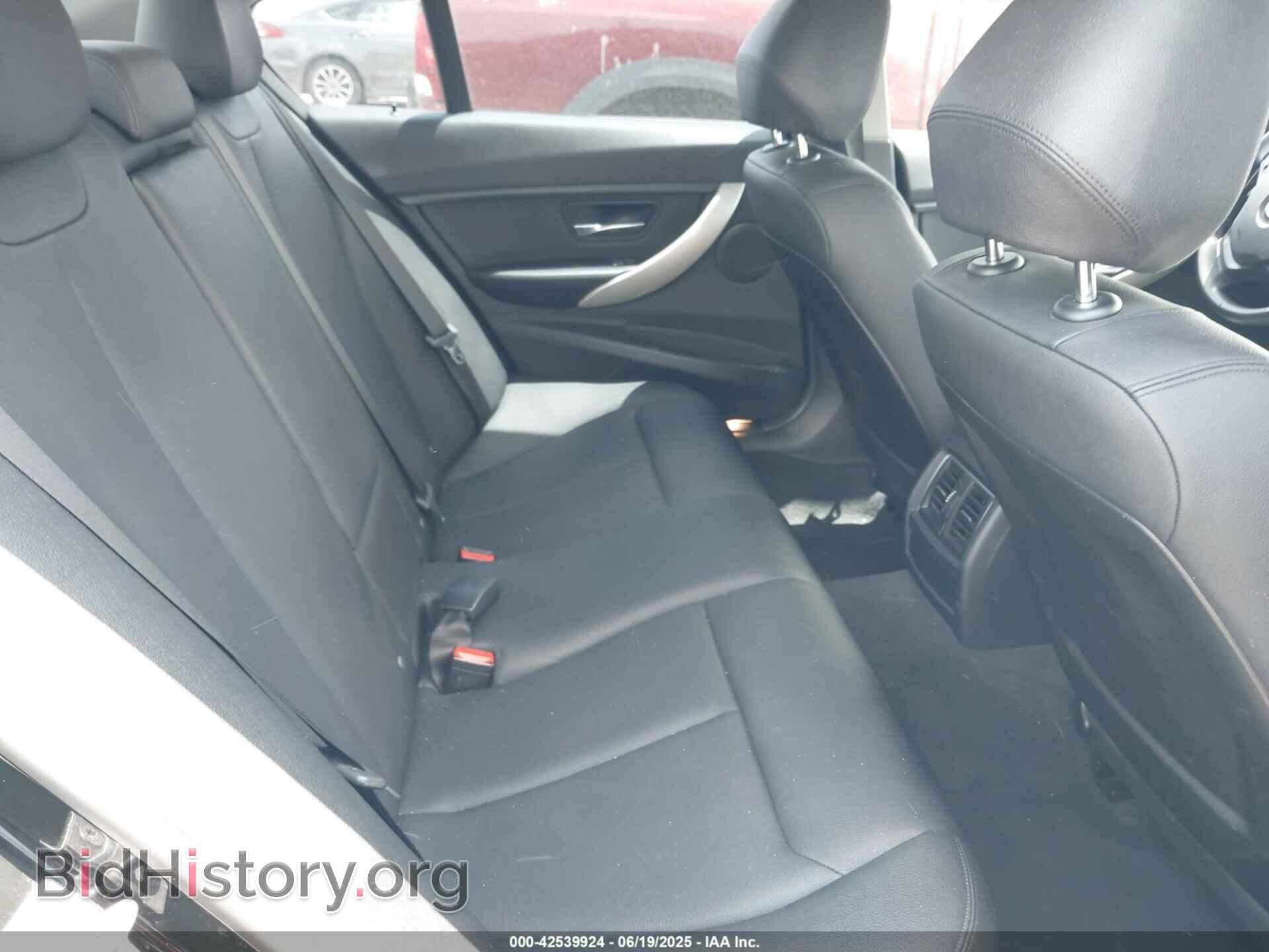 2017 BMW 320I - VIN: WBA8A9C54HK620195 - Фото 8