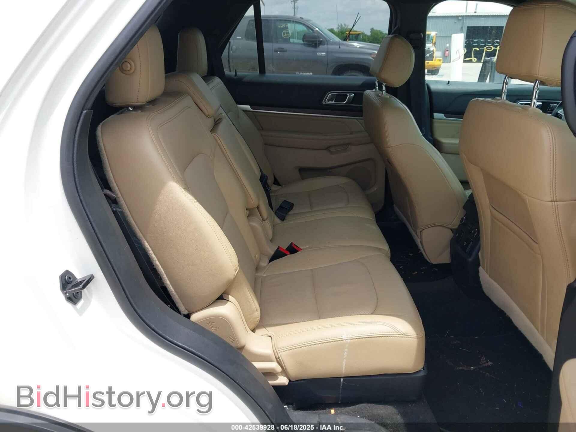 2016 FORD EXPLORER - VIN: 1FM5K8F84GGB88160 - Фото 8
