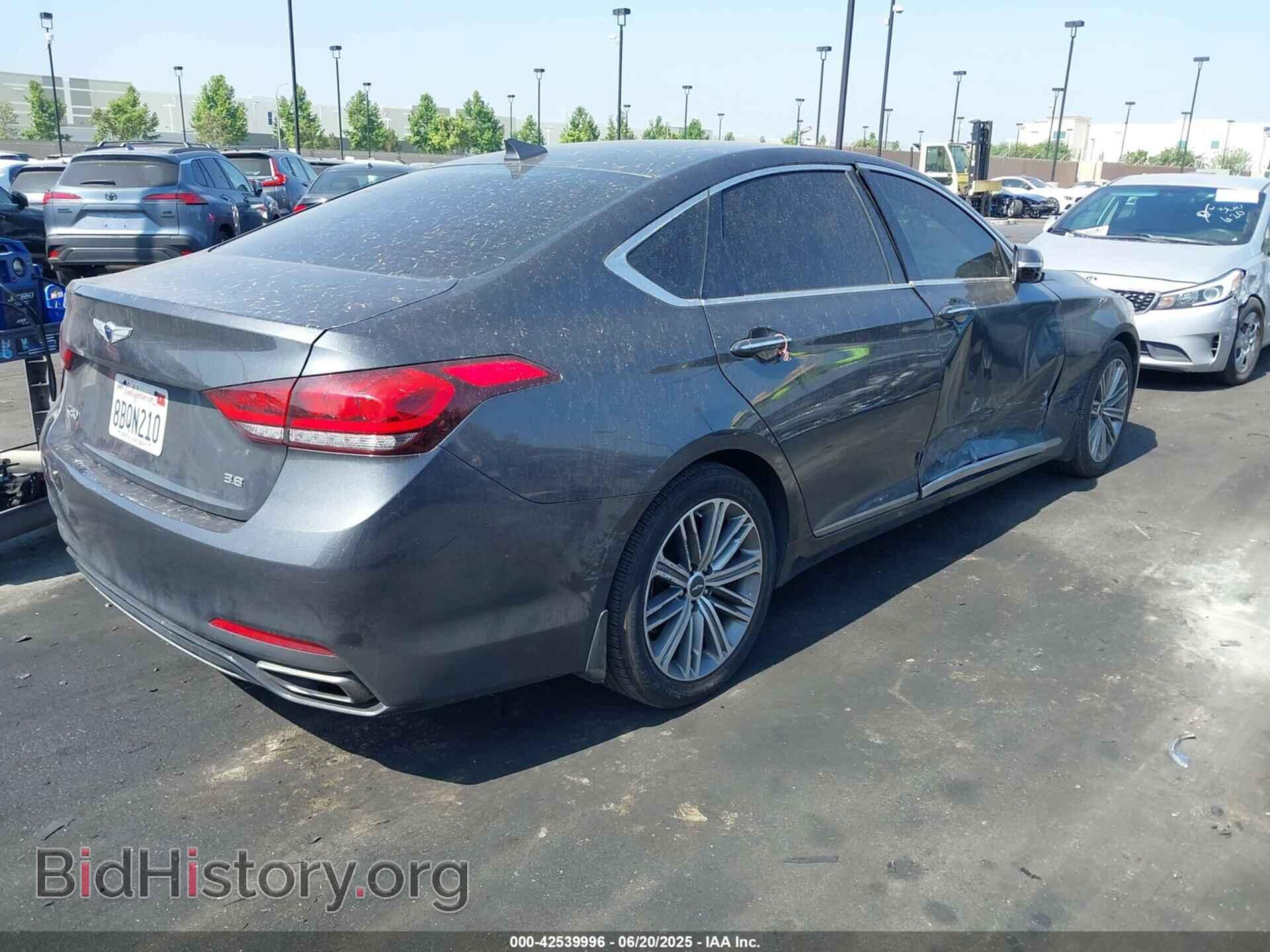 2018 GENESIS G80 - VIN: KMHGN4JE8JU257690 - Фото 4