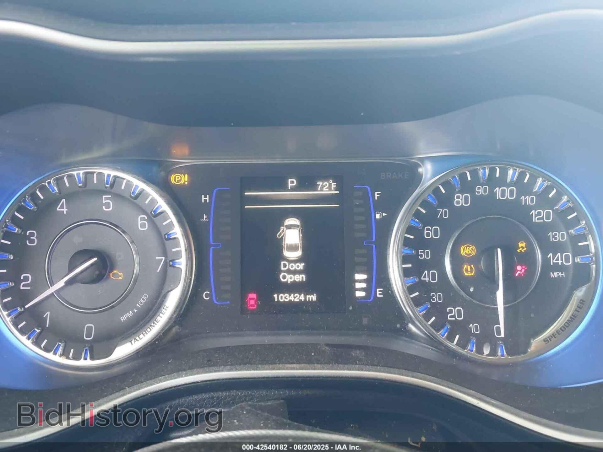 2015 CHRYSLER 200 - VIN: 1C3CCCAB3FN712010 - Фото 7