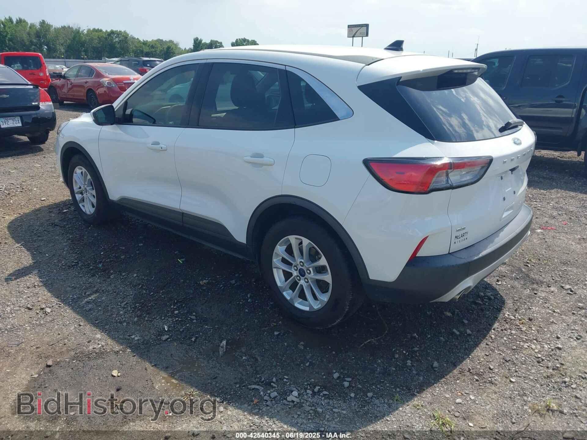 2020 FORD ESCAPE - VIN: 1FMCU0G61LUA12260 - Фото 3