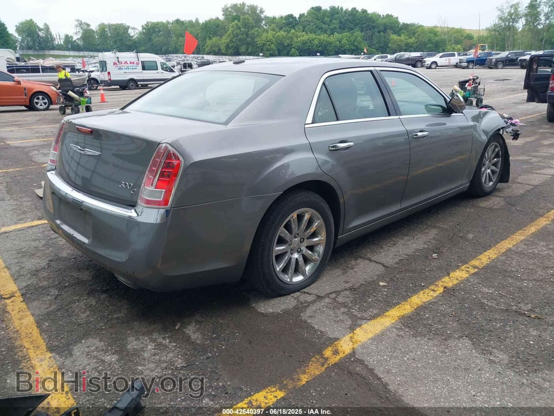 2012 CHRYSLER 300C - VIN: 2C3CCAET4CH283701 - Photo 4