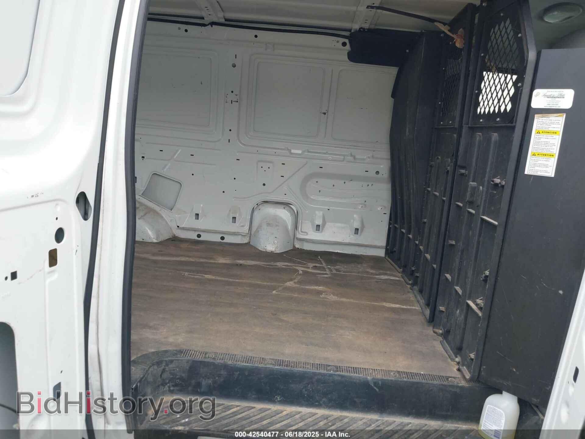 2011 FORD E-150 - VIN: 1FTNE1EW0BDA33523 - Фото 8