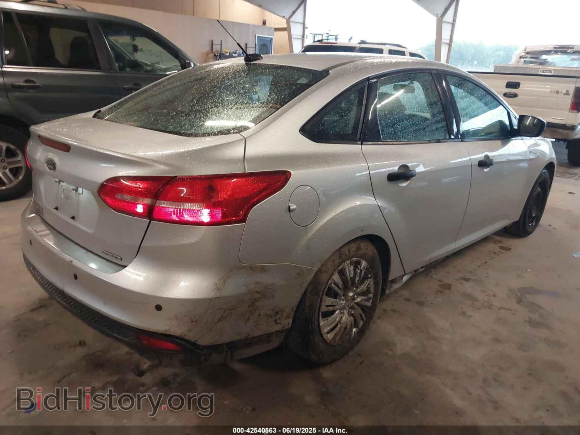 2016 FORD FOCUS - VIN: 1FADP3E28GL322327 - Фото 4