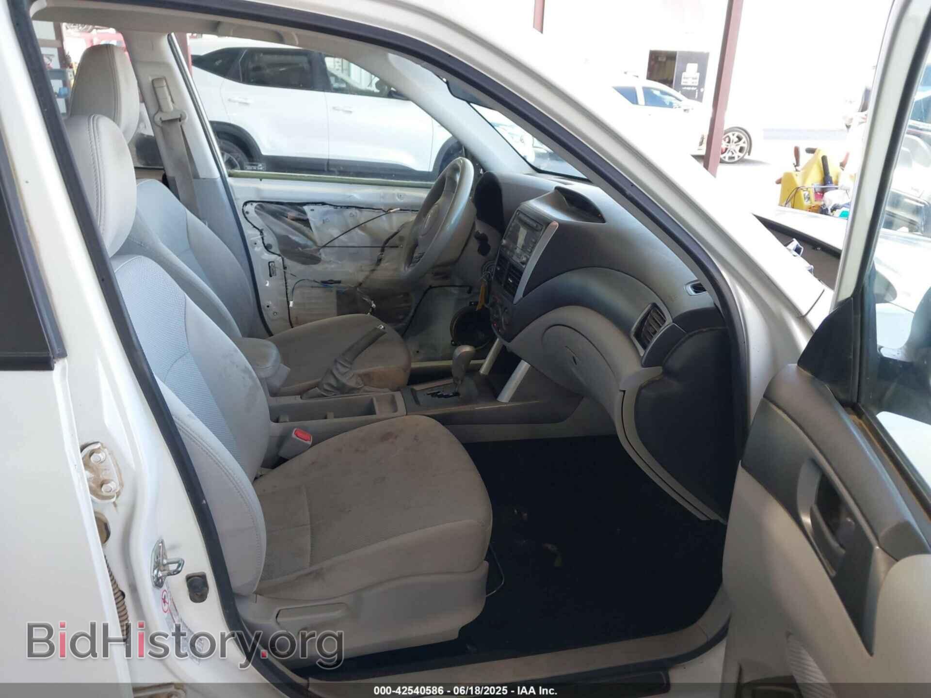 2011 SUBARU FORESTER - VIN: JF2SHABC8BH700711 - Фото 5