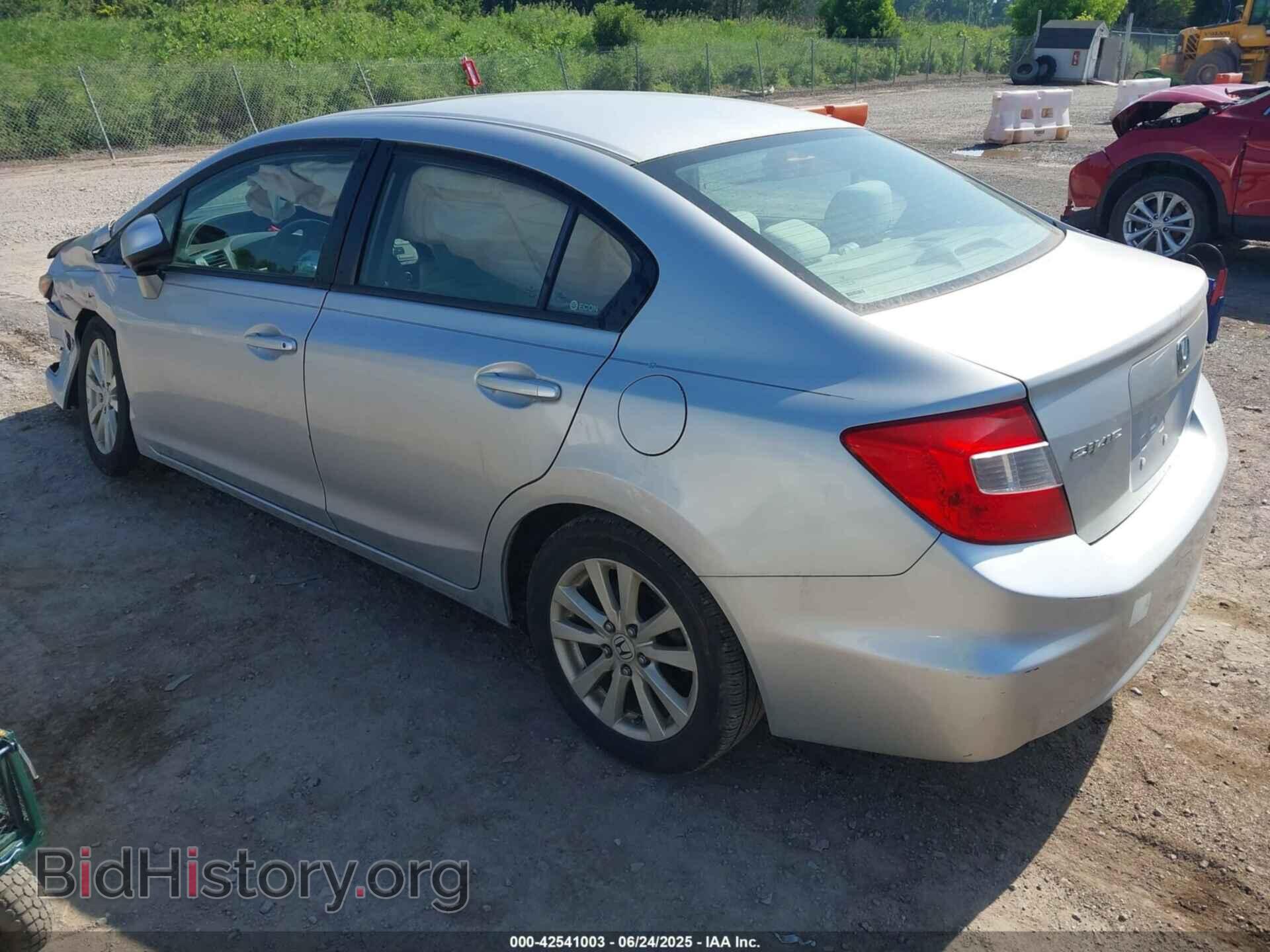 2012 HONDA CIVIC - VIN: 2HGFB2F82CH539864 - Фото 3