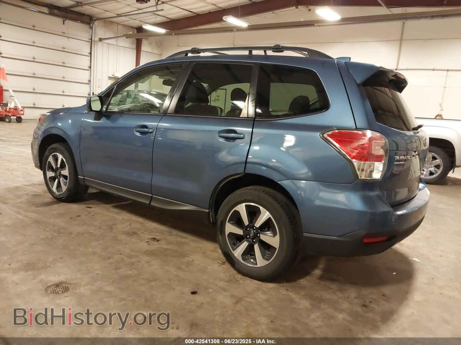 2017 SUBARU FORESTER - VIN: JF2SJAECXHH804075 - Фото 3