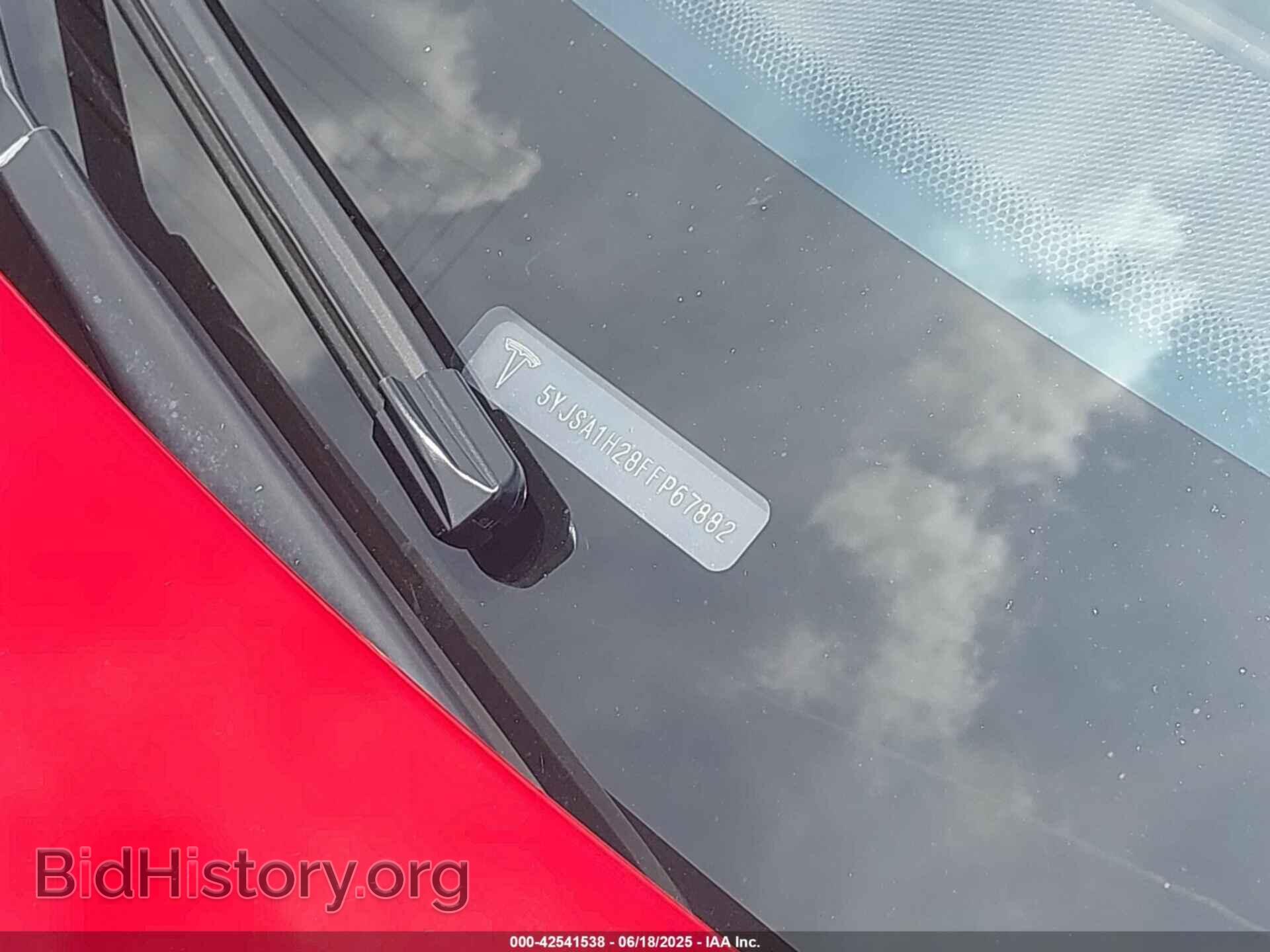 2015 TESLA MODEL S - VIN: 5YJSA1H28FFP67882 - Фото 9