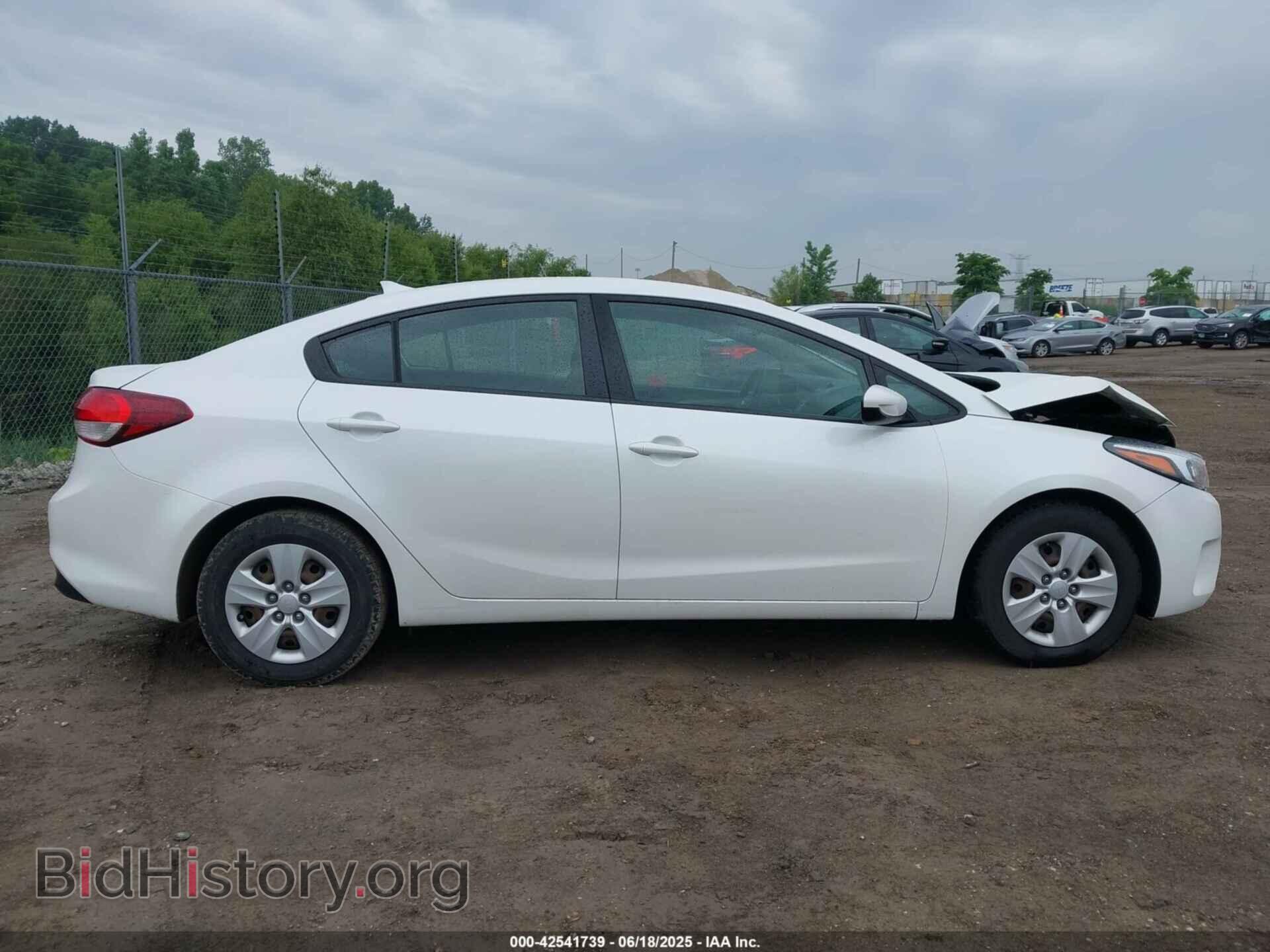 2017 KIA FORTE - VIN: 3KPFL4A77HE048165 - Фото 13