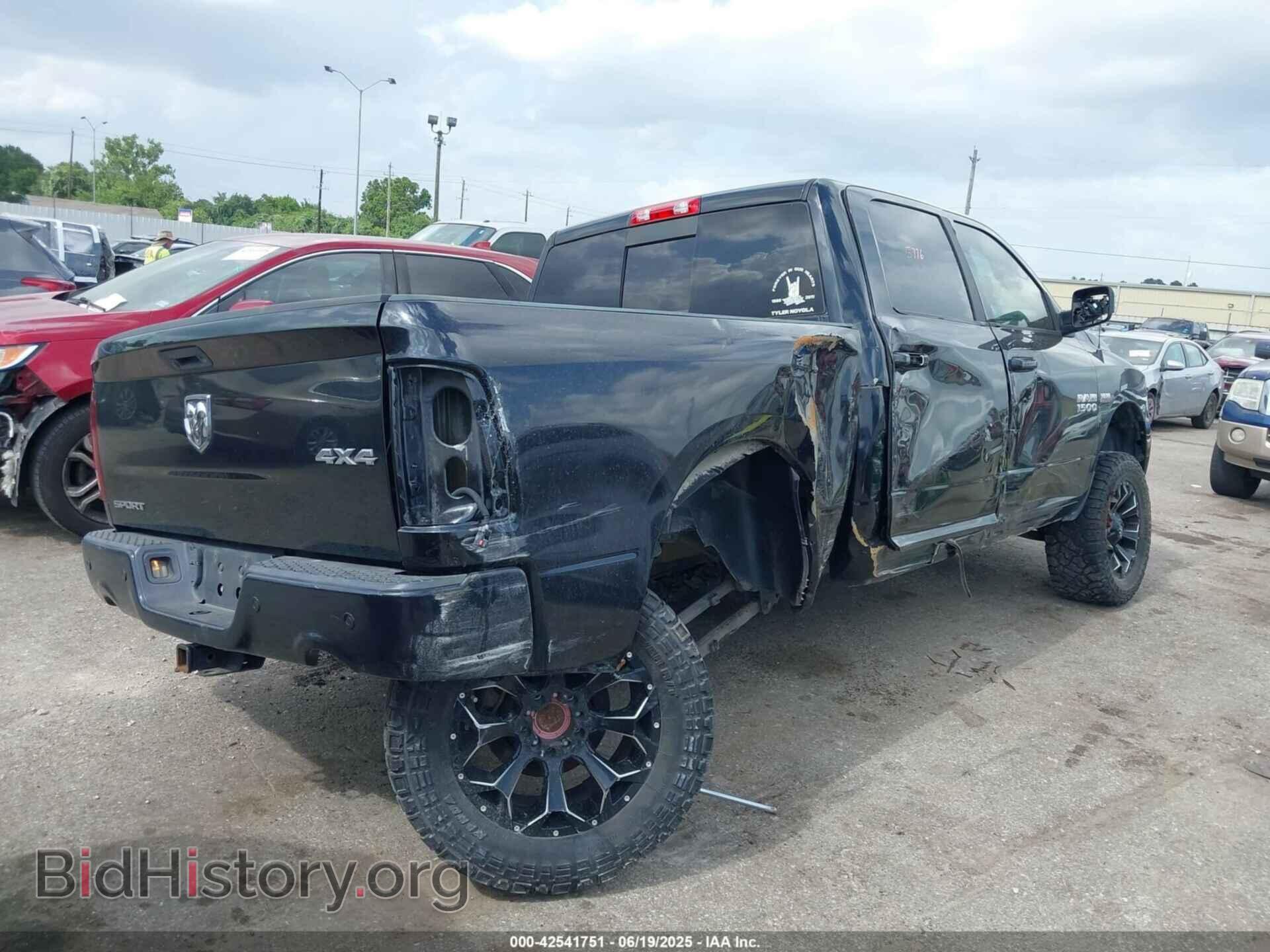 2018 RAM 1500 - VIN: 1C6RR7MT3JS111844 - Фото 4
