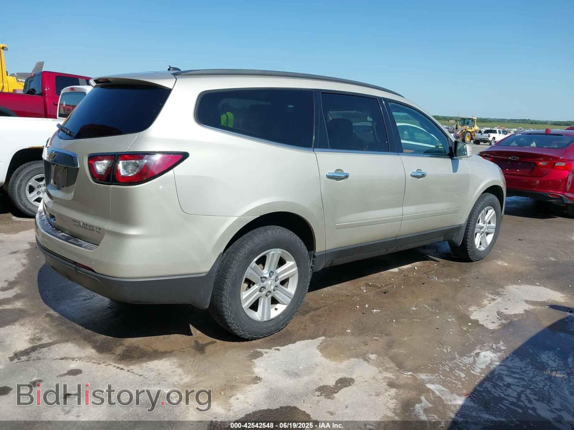2014 CHEVROLET TRAVERSE - VIN: 1GNKVGKD4EJ302046 - Фото 4