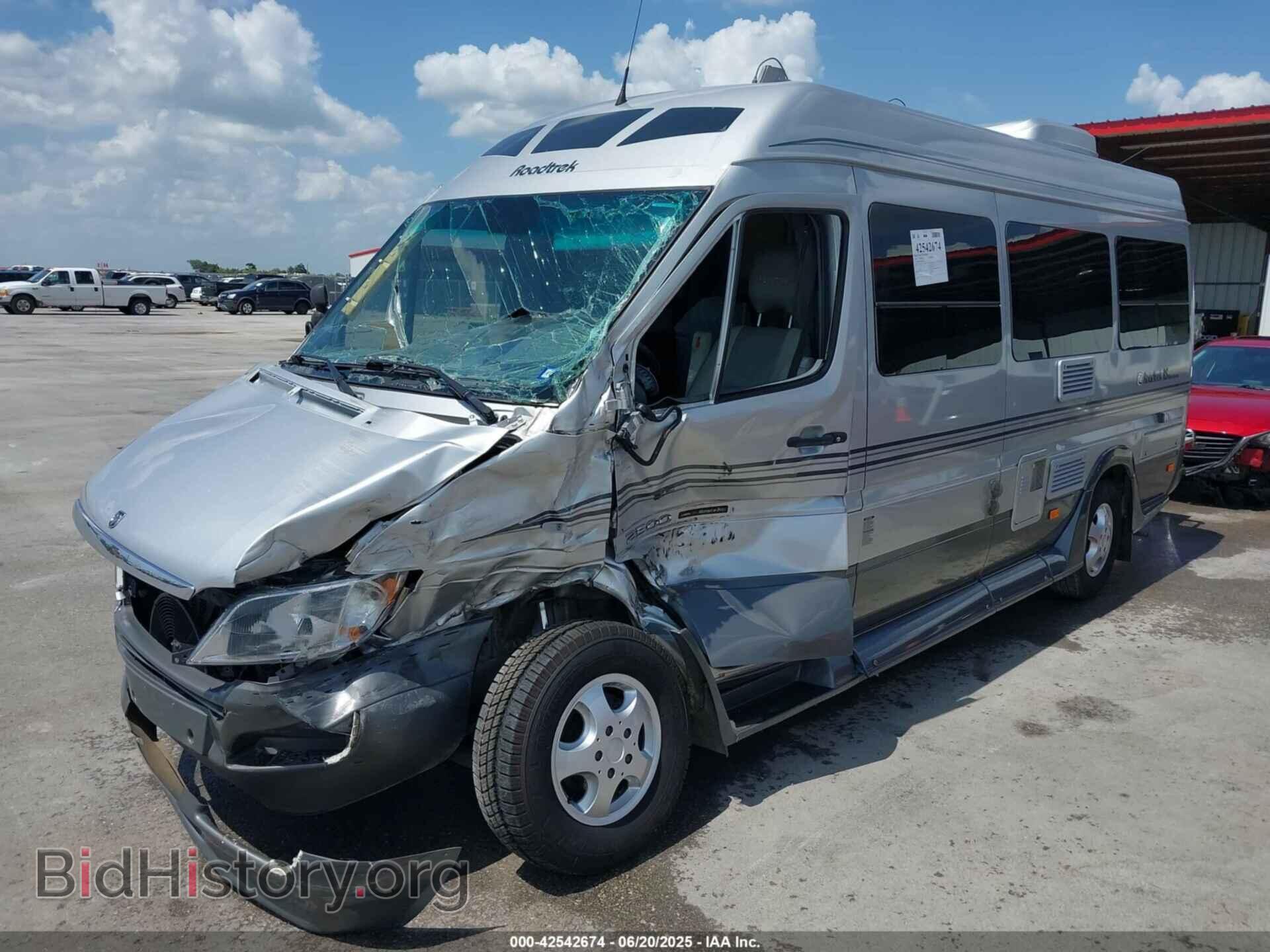 2005 DODGE SPRINTER VAN 2500 - VIN: WD0PD744855820921 - Photo 2