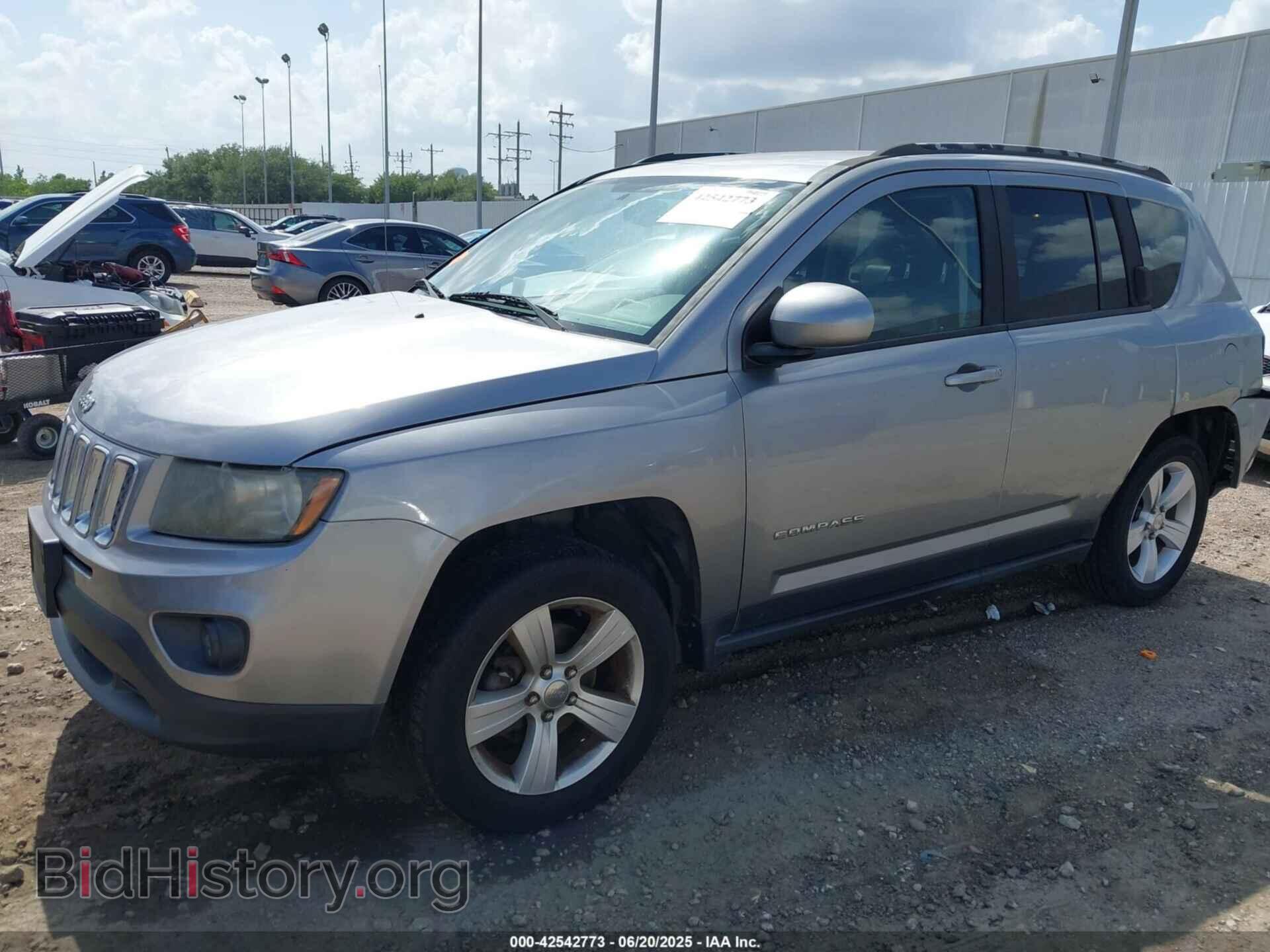2016 JEEP COMPASS - VIN: 1C4NJCEA1GD640811 - Фото 2