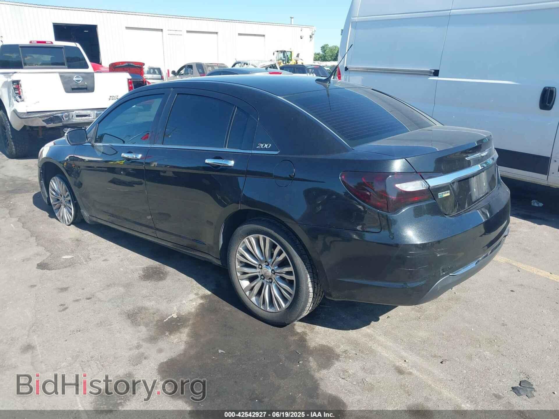 2011 CHRYSLER 200 - VIN: 1C3BC2FG7BN512591 - Фото 3