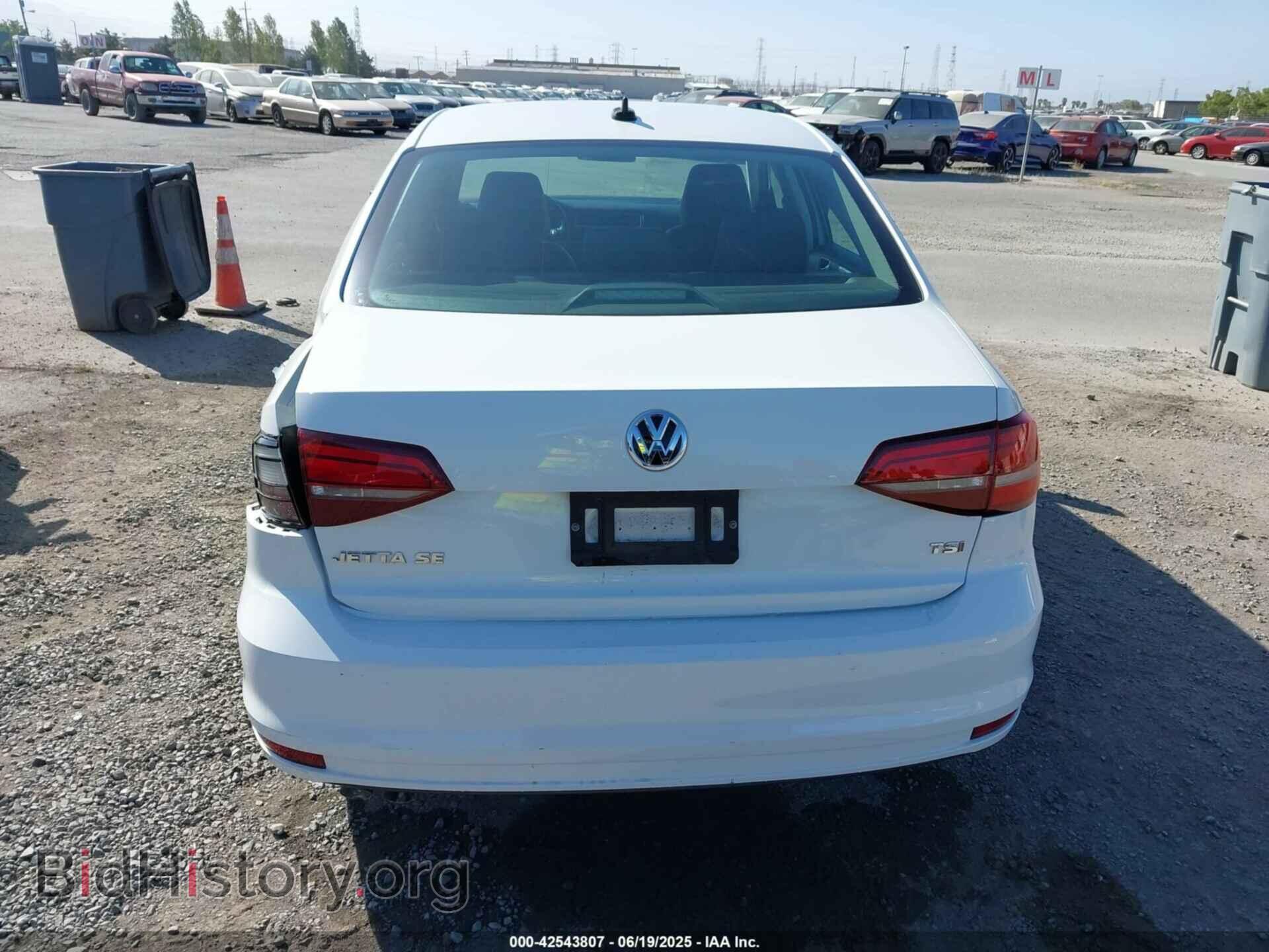2017 VOLKSWAGEN JETTA - VIN: 3VWDB7AJ9HM384202 - Фото 16