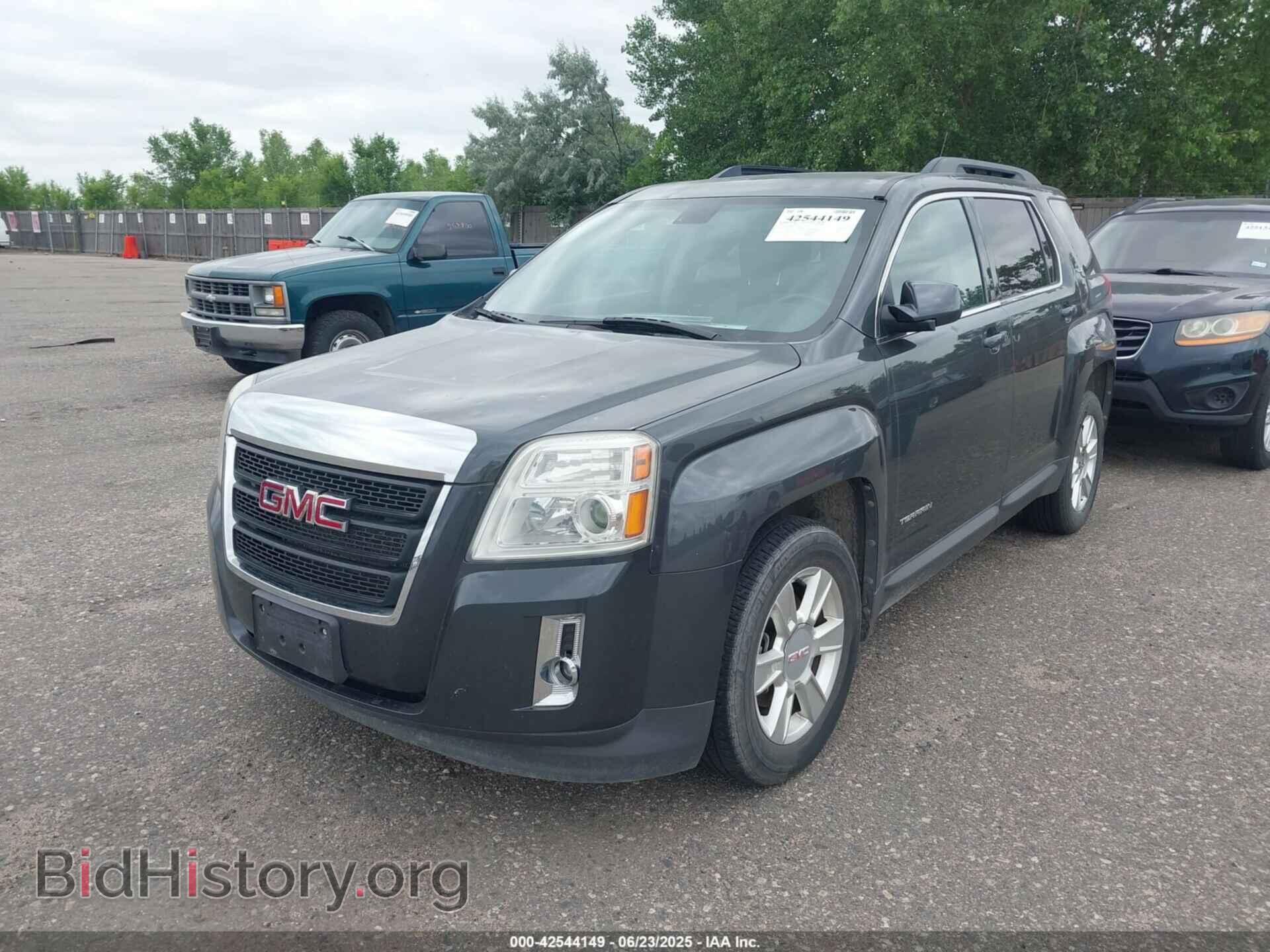 2010 GMC TERRAIN - VIN: 2CTFLEEW8A6231849 - Photo 2