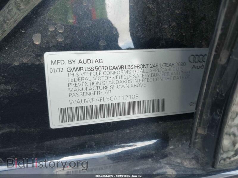 2012 Audi A4 (VIN WAUWFAFL5CA112109) — фото 9 из 17