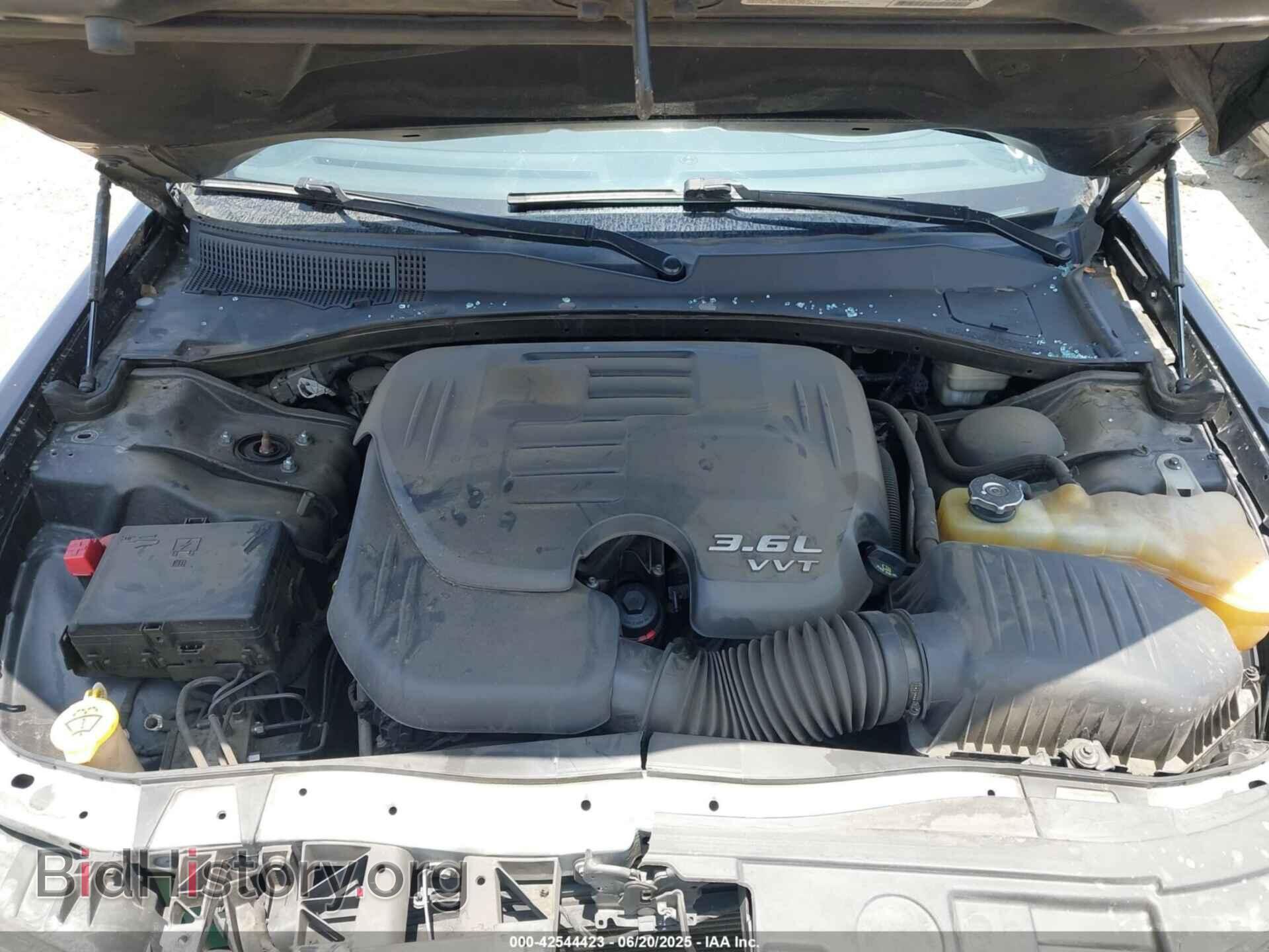 2013 CHRYSLER 300 - VIN: 2C3CCAAG5DH727954 - Фото 10
