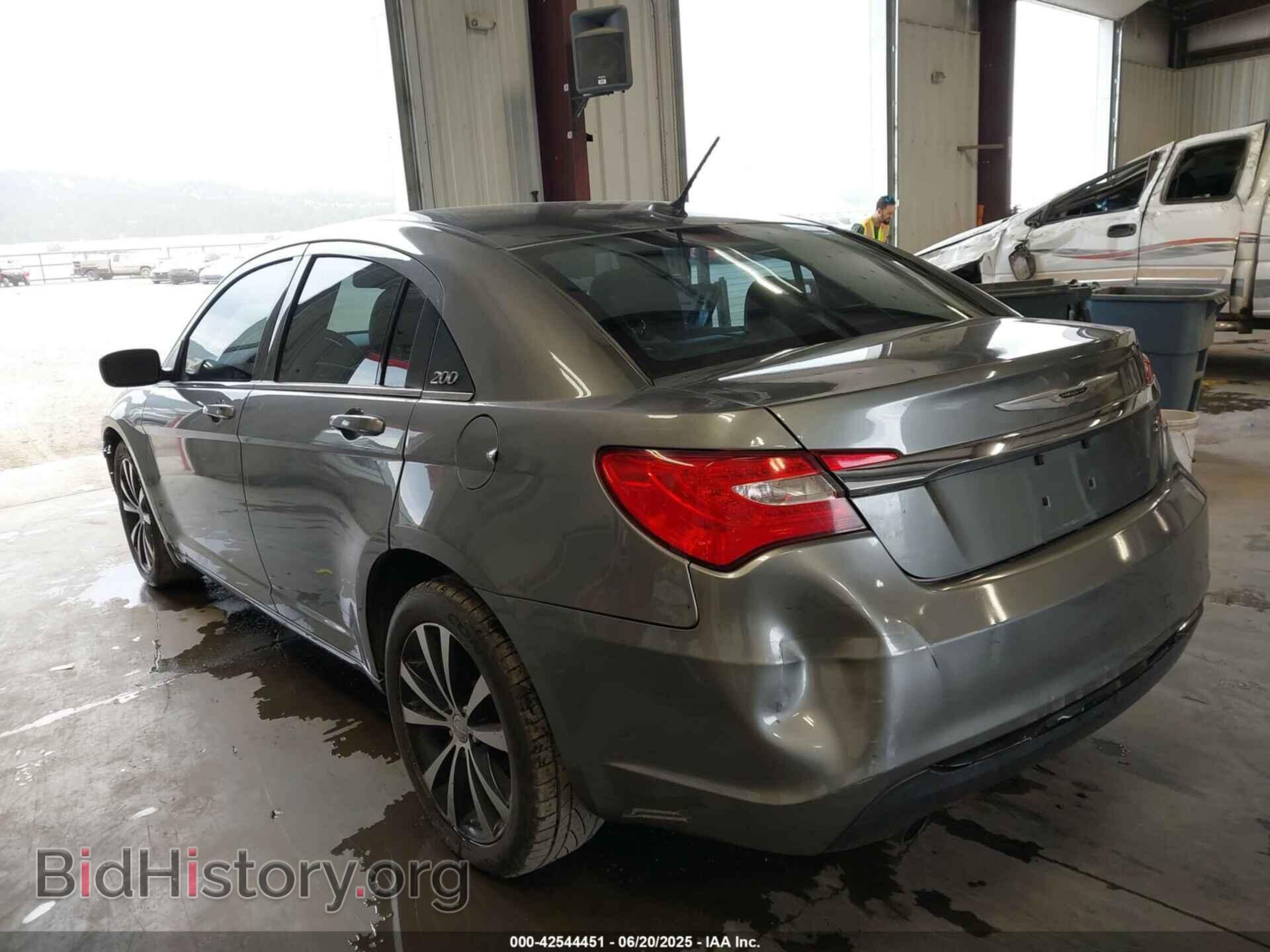 2013 CHRYSLER 200 - VIN: 1C3CCBCG2DN578302 - Фото 3