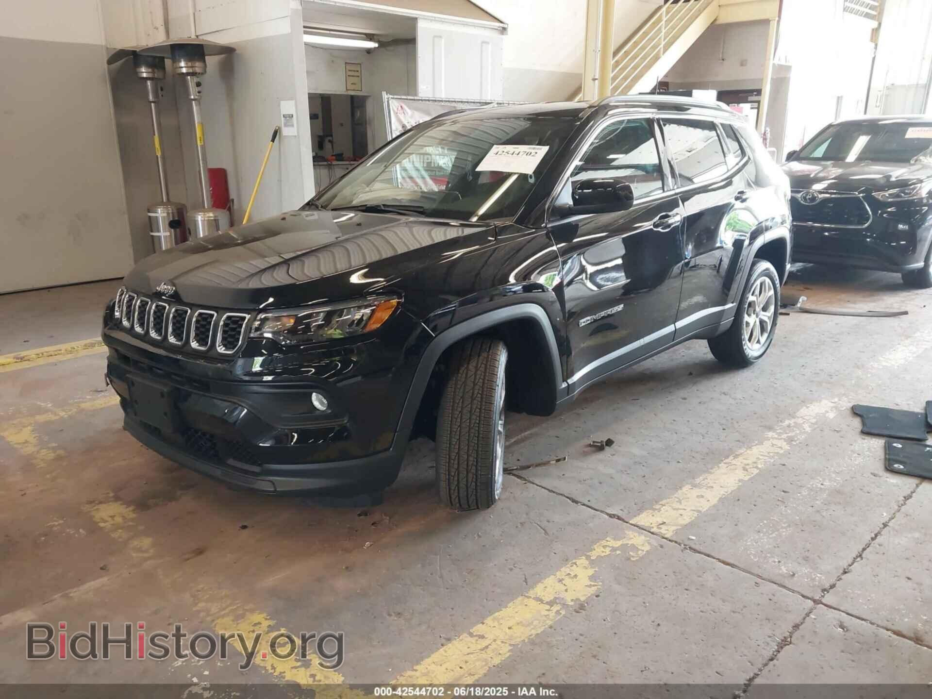 2025 JEEP COMPASS - VIN: 3C4NJDBN5ST570777 - Фото 2